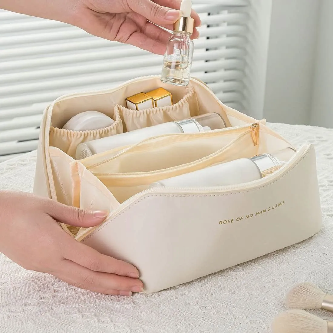 SJBAUTYO Borsa Cosmetica da Viaggio in Pelle PU, Grande Capacità, Organizer Porta Toilette Trucchi - immagine 6