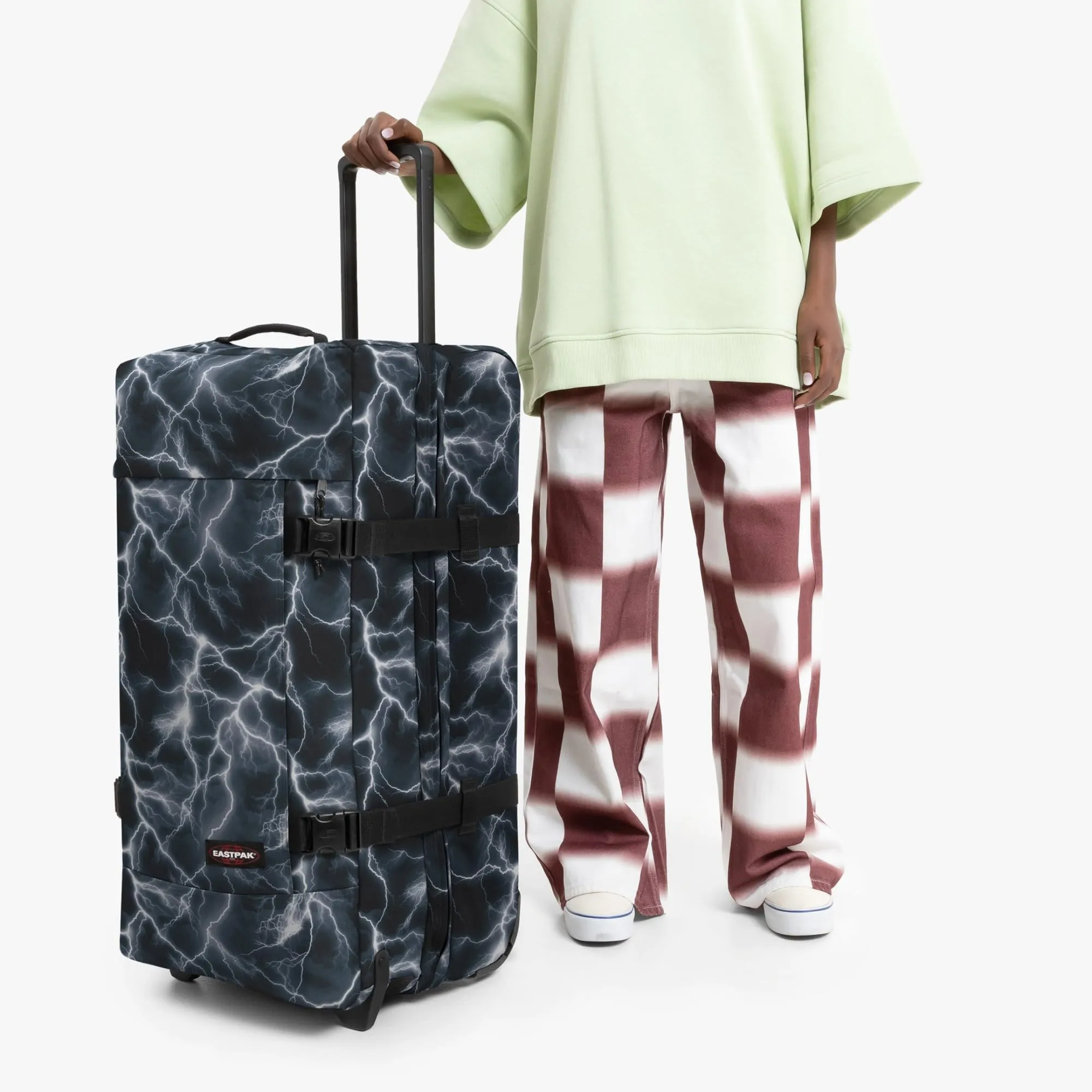 Eastpak Tranverz M Suitcase, 67 x 35.5 x 30 cm, 78 L, Volt Black - immagine 5