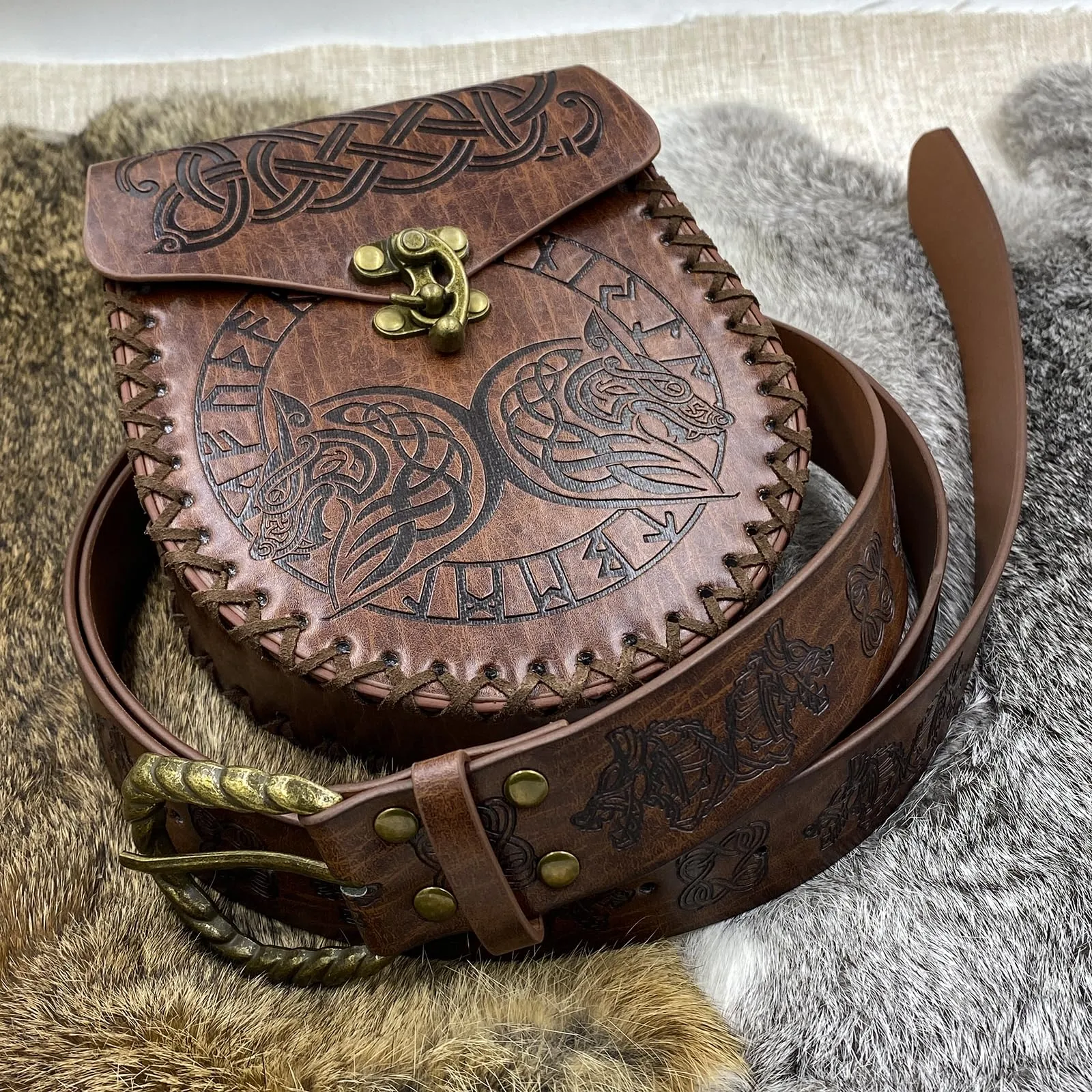 HiiFeuer Cintura Vikinga in Pelle Sintetica Vintage con Fibbia Fenrir e Borsa Nordic, Set per LARP (Marrone C) - immagine 3