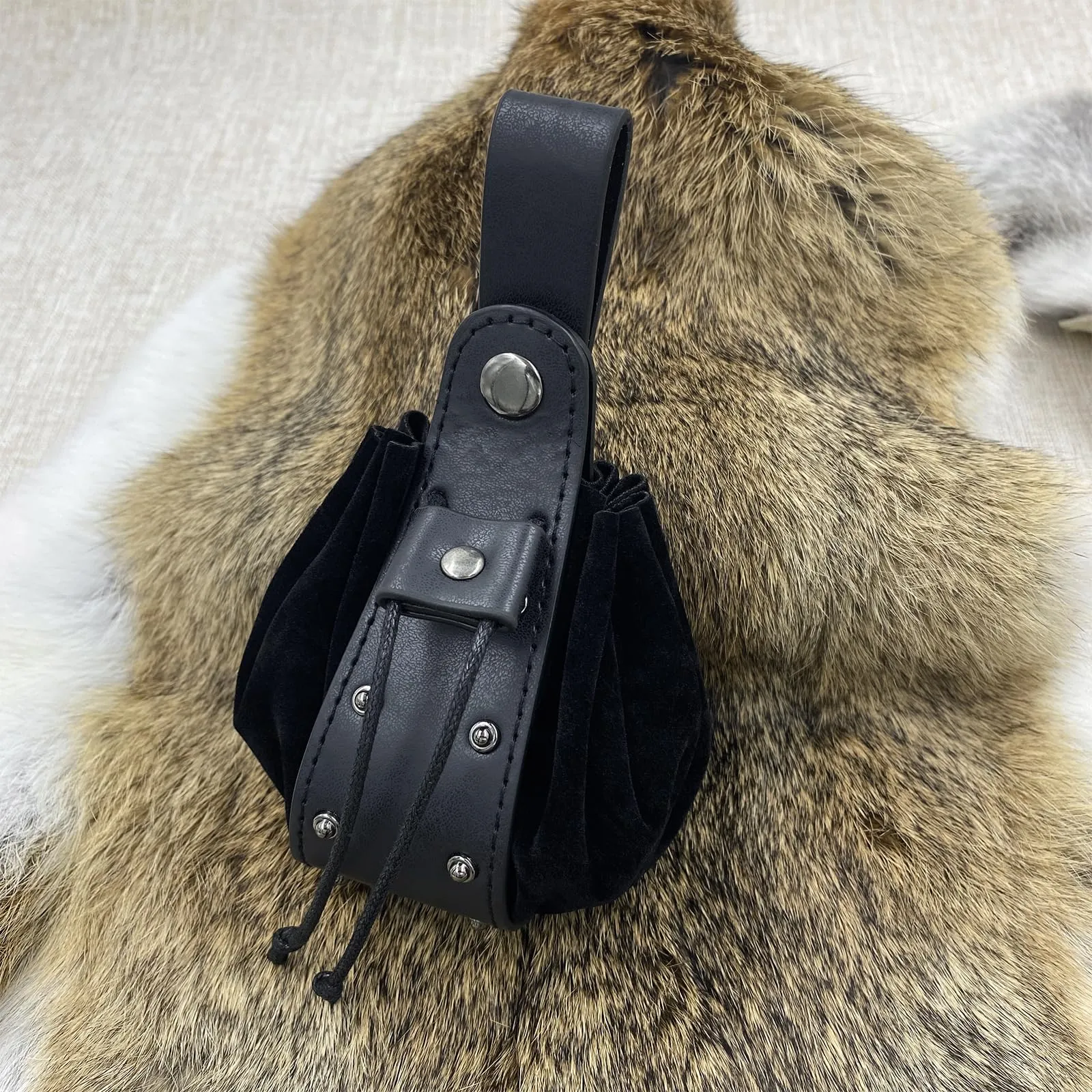 HiiFeuer Cintura con Fibbia Vichinga Fenrir e Borsa per Cintura Nordica in Ecopelle Vintage per LARP, Nero D - immagine 4
