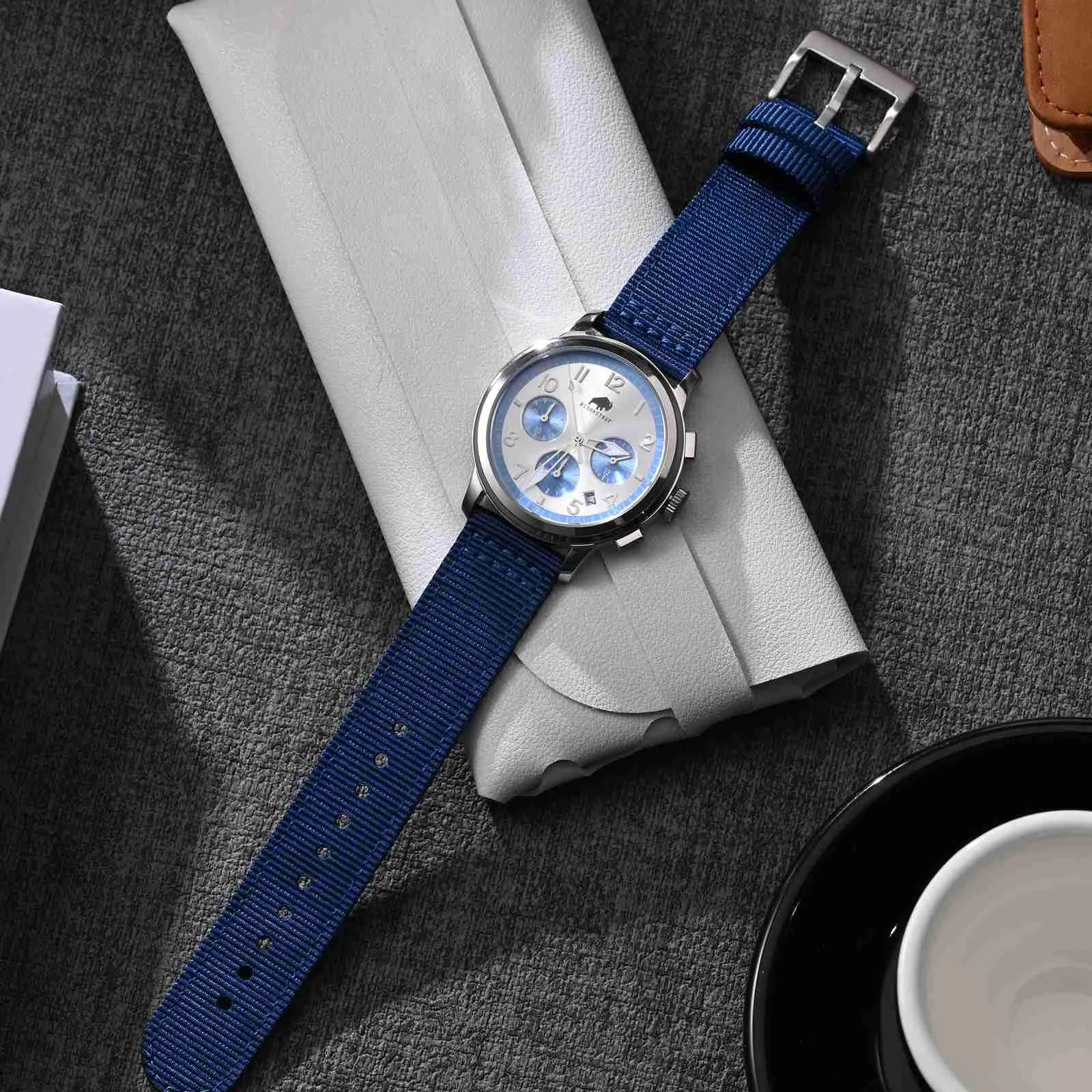 BISONSTRAP Cinturino in Nylon da Uomo per Orologi Militari, Sgancio Rapido, Fibbia Spazzolata, 20mm, Blu (Fibbia Argento) - immagine 2