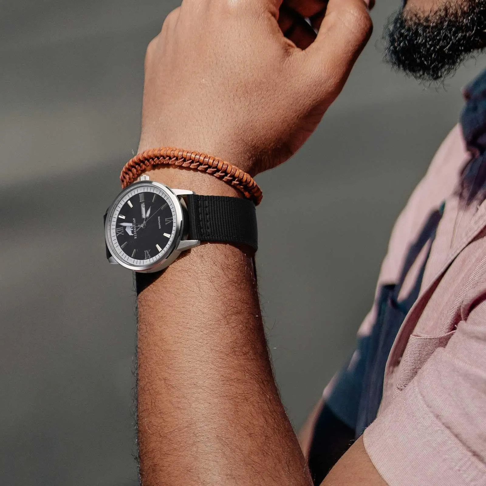 BISONSTRAP Cinturino in Nylon da Uomo per Orologi Militari, Sgancio Rapido, Fibbia Spazzolata, 18mm, Nero (Fibbia Argento) - immagine 8