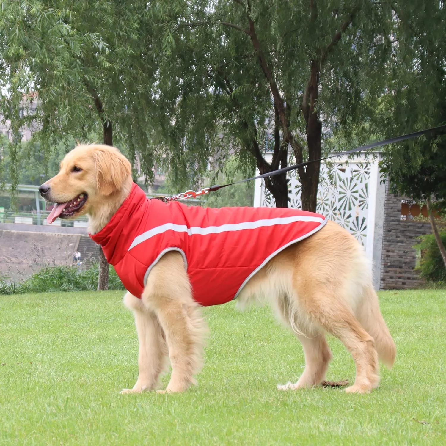 FEimaX Cappotto Invernale per Cani, Giacca Impermeabile Antivento e Riflettente in Pile con Foro per Imbracatura - immagine 6