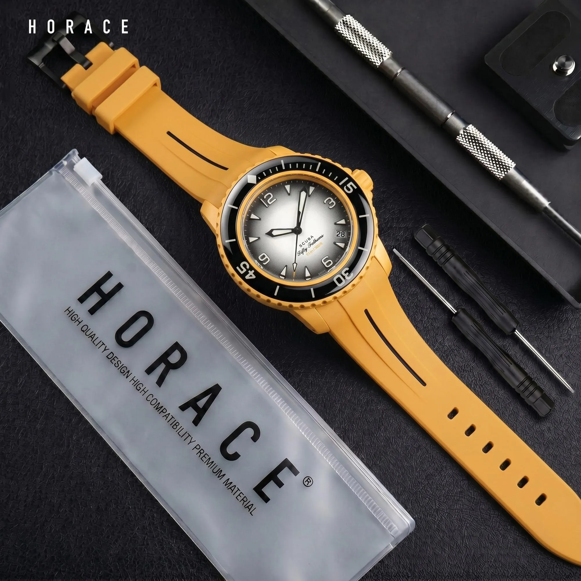 HORACE Cinturino in Silicone Liquido 22 mm per Blancpain x Swatch Scuba Fifty Fathoms (Giallo - Linea nera - Nero) - immagine 3