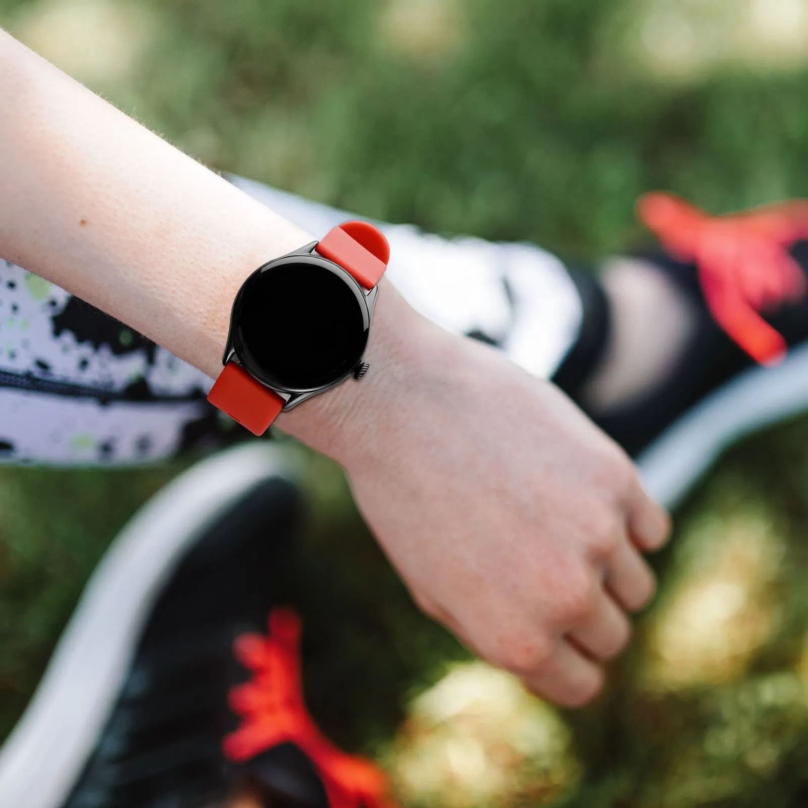 BISONSTRAP Cinturino per Orologi in Silicone 22mm, Rosso con Fibbia Argento - immagine 2