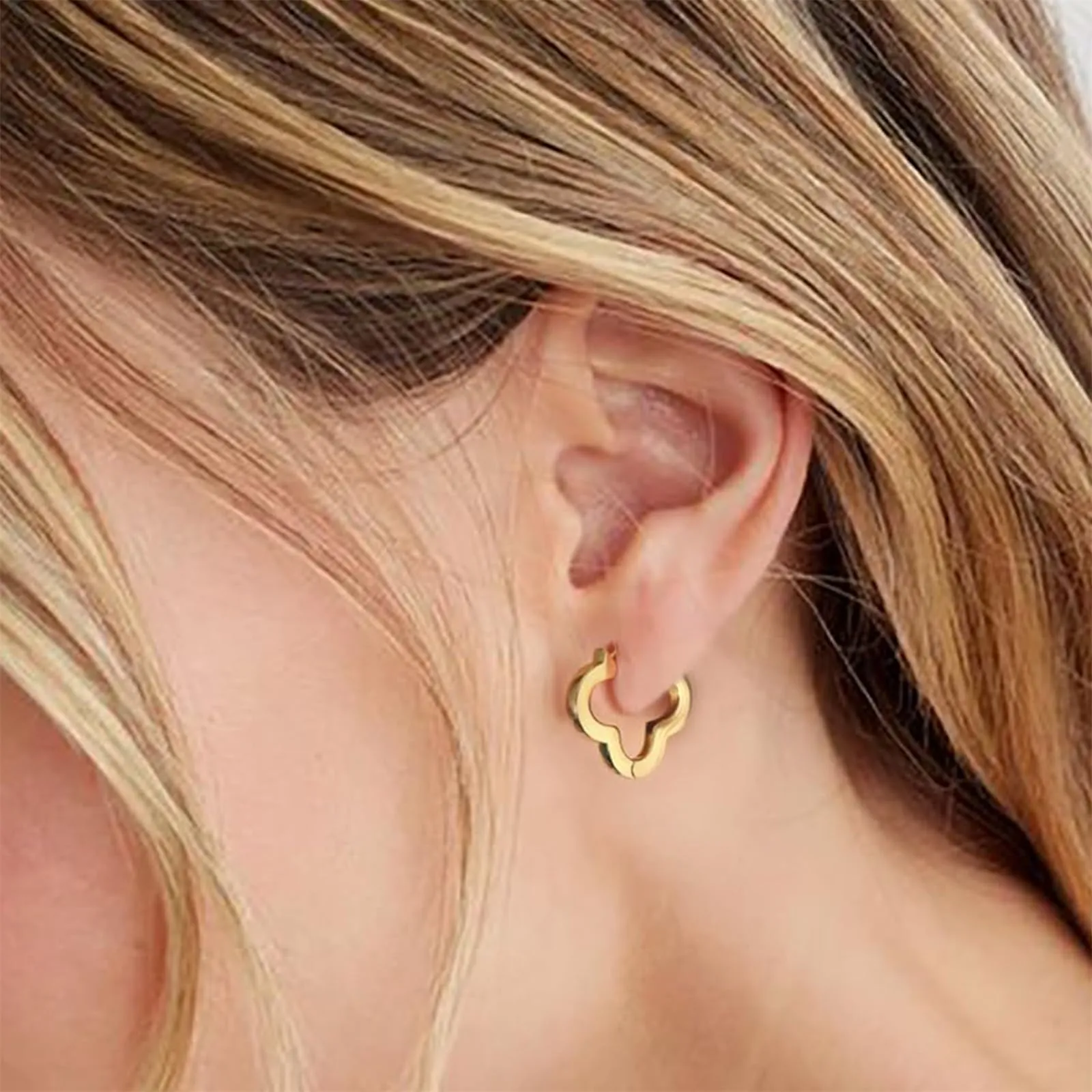 ALEXCRAFT Orecchini a Quadrifoglio Dorati Placcati 14k Oro SCEU226G - immagine 3