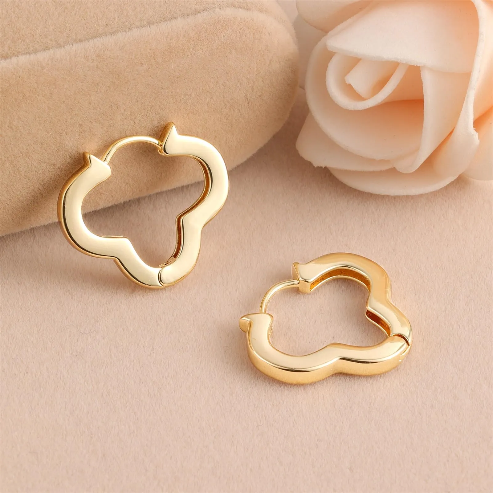 ALEXCRAFT Orecchini a Quadrifoglio Dorati Placcati 14k Oro SCEU226G - immagine 4
