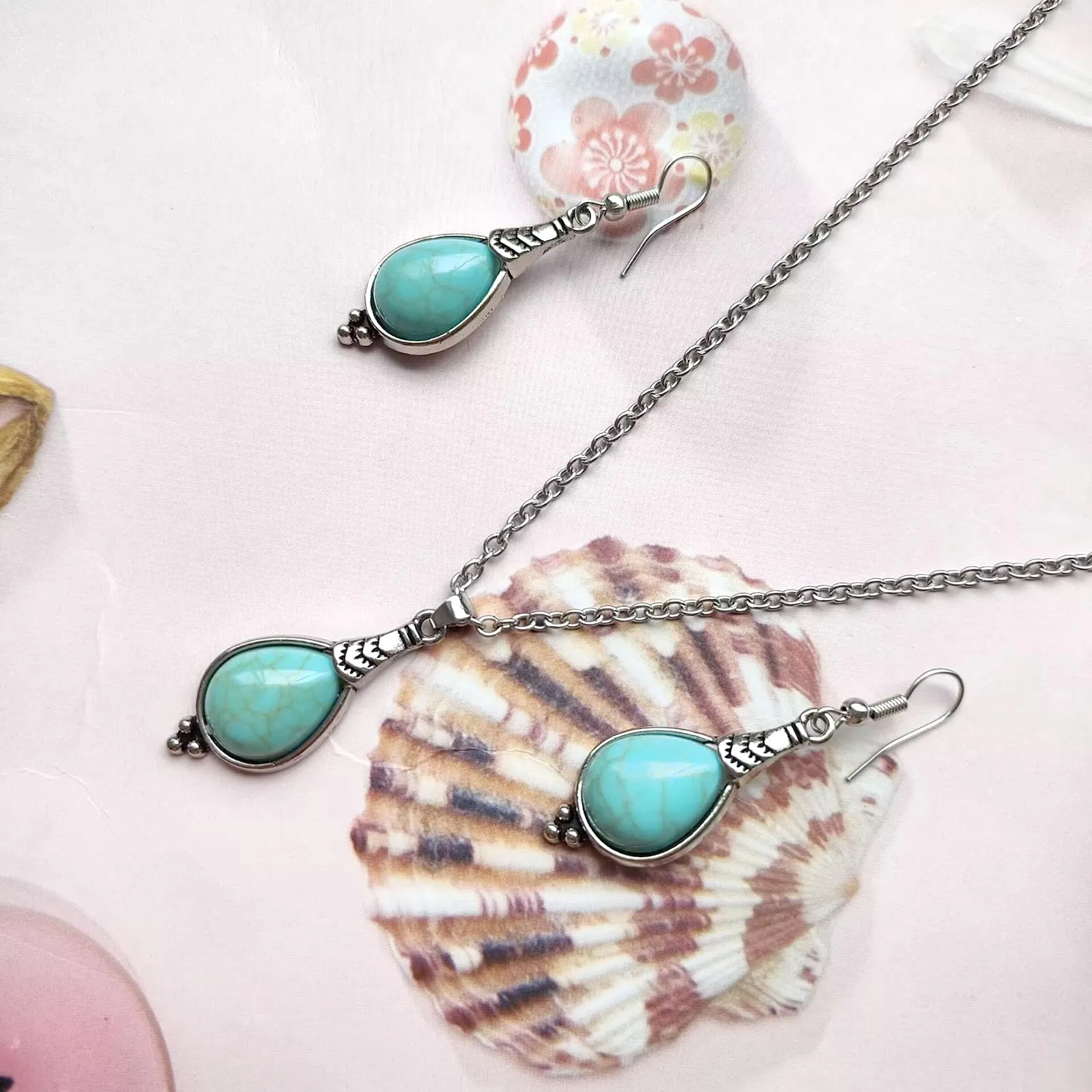 Dishowme Set di Gioielli Bohémien in Turchese con Collana e Orecchini, 3 Pezzi, Vintage - immagine 4