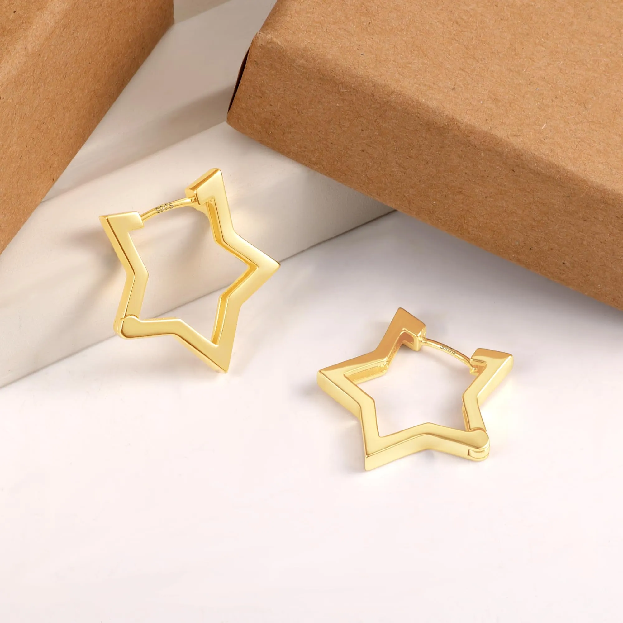 ALEXCRAFT Orecchini a Stella Vuota Placcati Oro 14k SCEU263G - immagine 5