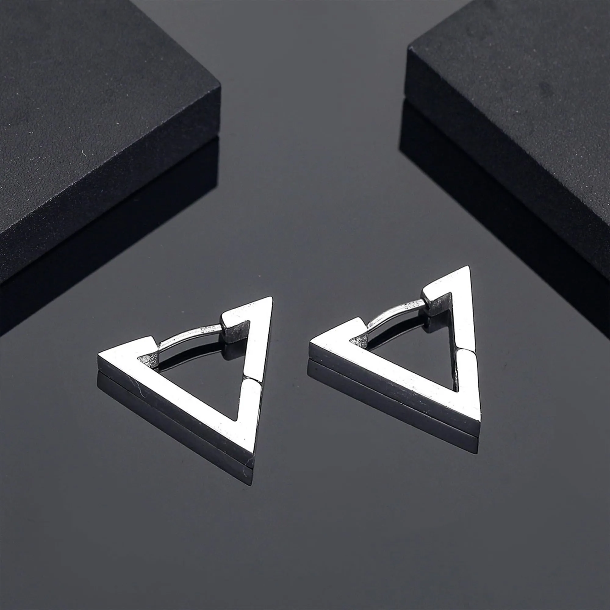 ALEXCRAFT Orecchini a Cerchio Triangolari Argentati Design Geometrico Donna SCEU172S - immagine 6