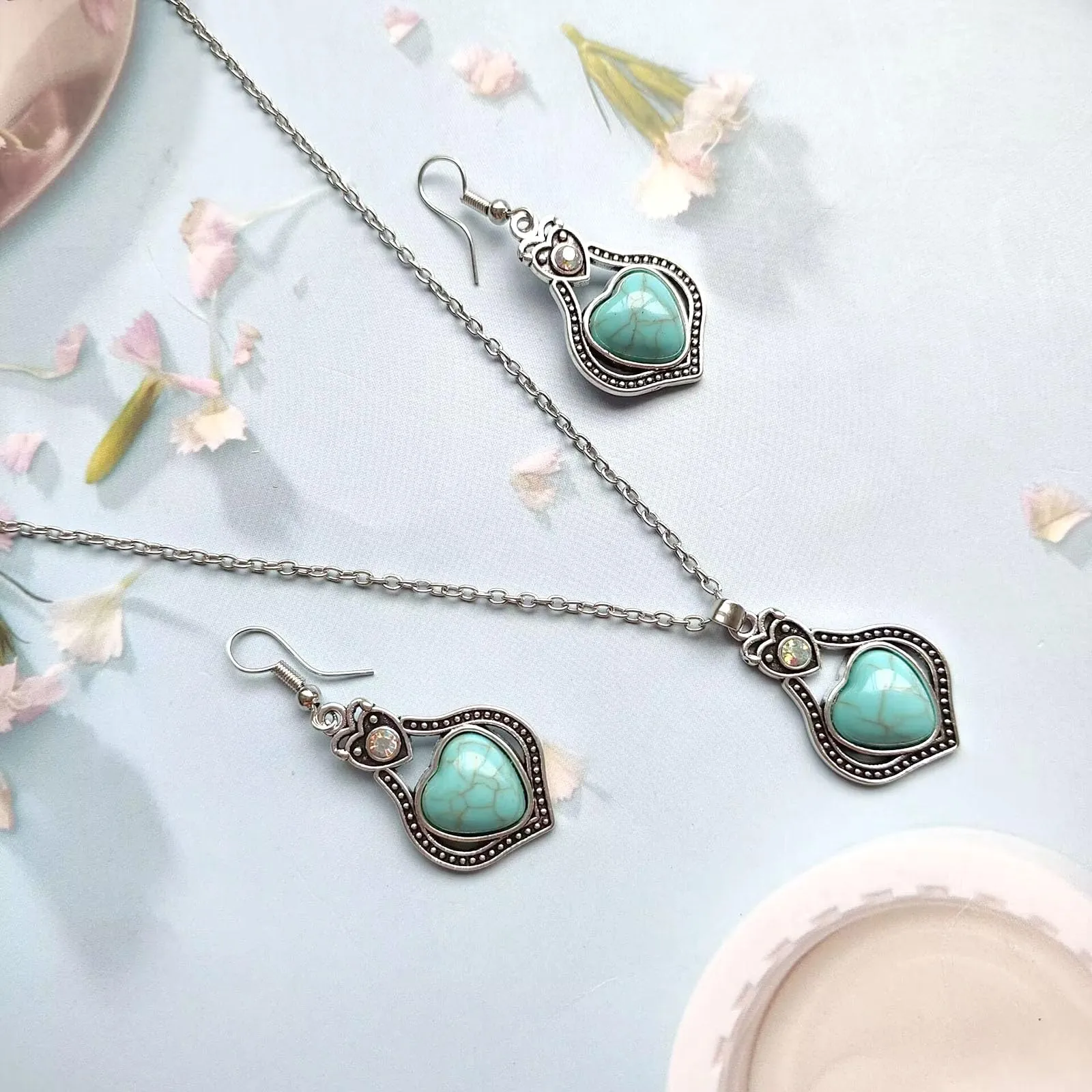 Dishowme Set di collana e orecchini turchesi bohémien, 3 pezzi - immagine 2