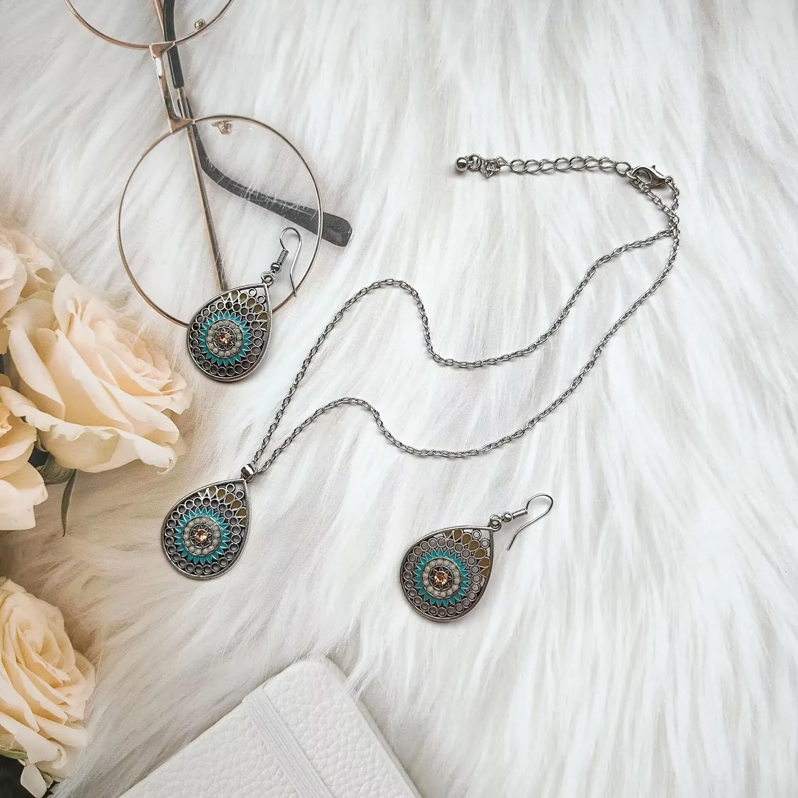 Dishowme Set di gioielli bohémien con turchese, collana e orecchini, 3 pezzi, vintage - immagine 7