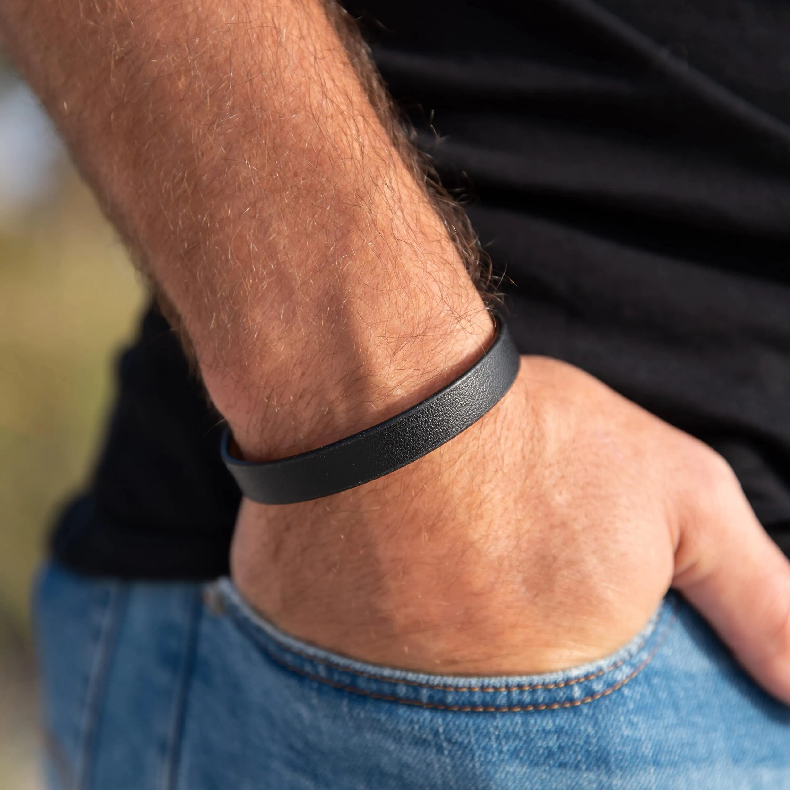 Made by Nami Bracciale Uomo Pelle Vegana Regolabile Surfer Nero Handmade Nickelfrei - immagine 3
