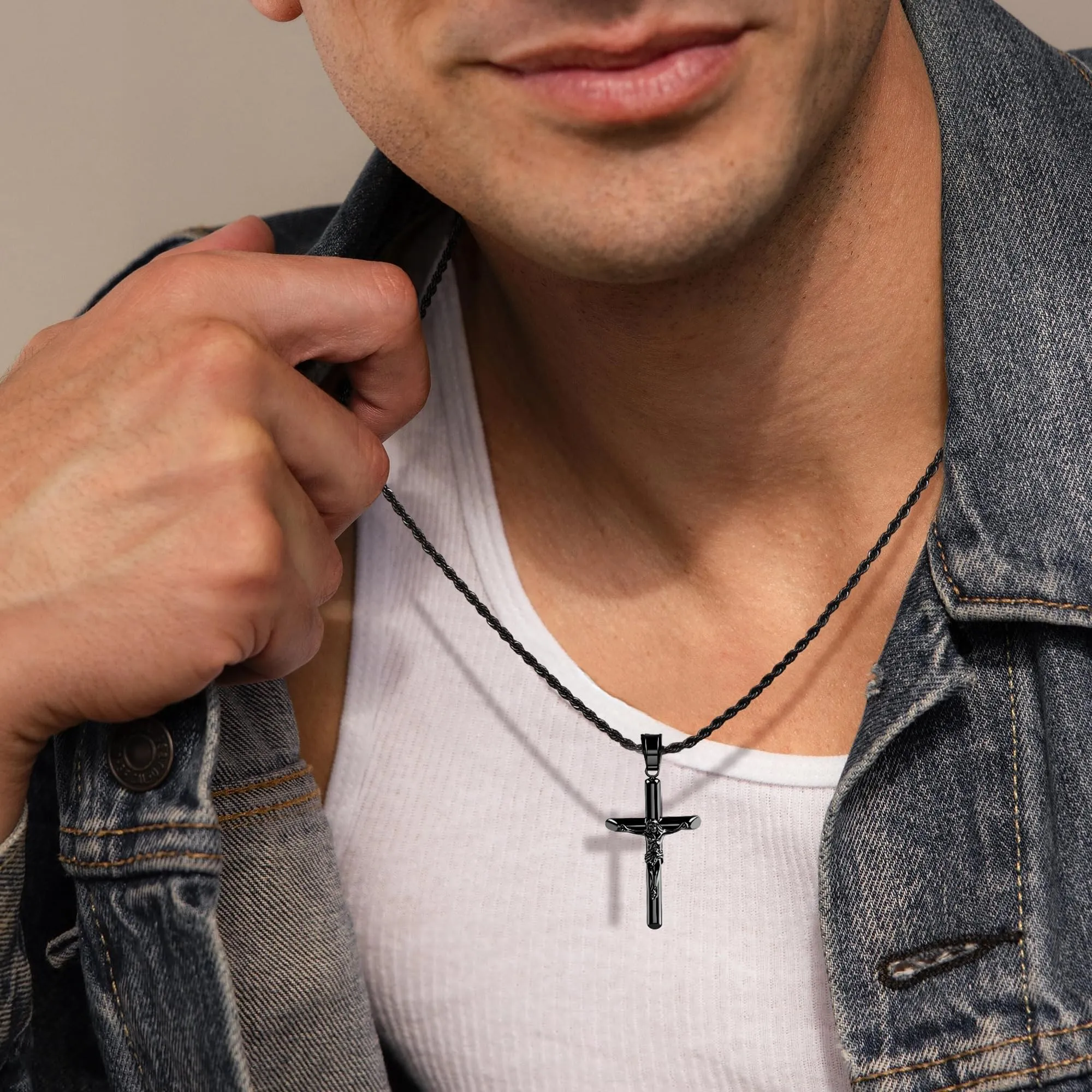 ALEXCRAFT Collana Uomo in Acciaio Inossidabile Nera con Ciondolo Croce e Catena a Treccia N2021 - immagine 3