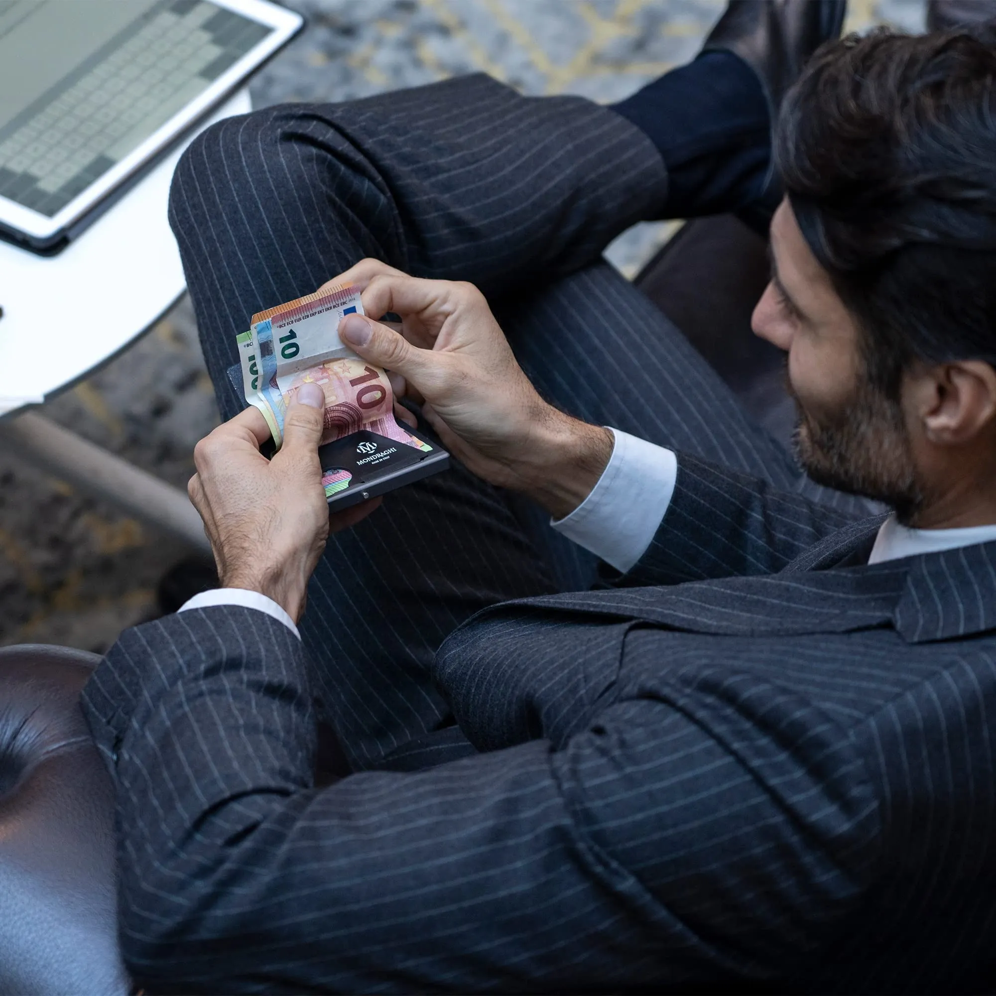 Mondraghi Miniwallet in Vera Pelle Modello One - Nero - immagine 8