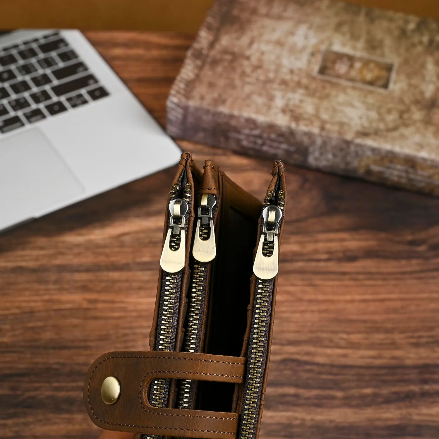 Handadsume Portafoglio Lungo in Vera Pelle Crazy Horse con Catena, Fibbia e RFID per Uomo 1803 - immagine 6
