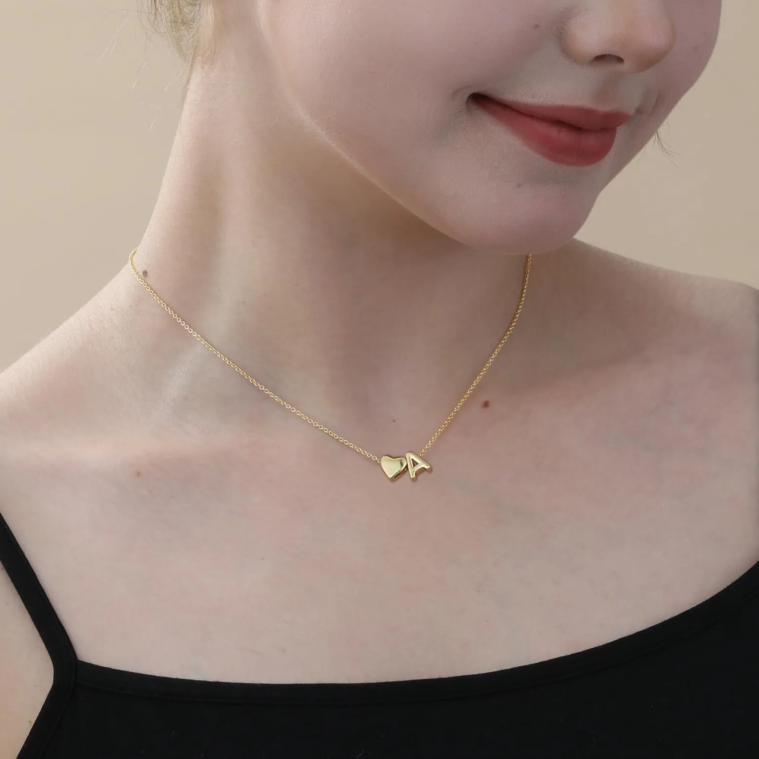Aretas Collana con cuore e iniziale personalizzata in oro per donne e ragazze, Rame - immagine 3