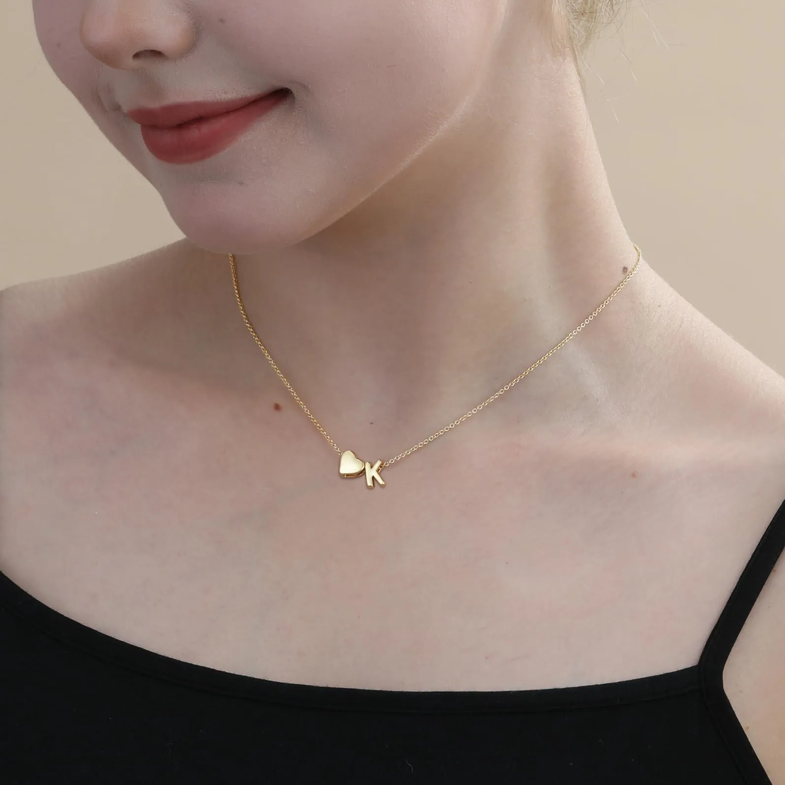 Aretas Collana con Cuore e Iniziale Personalizzata in Oro per Donna e Ragazza, Rame - immagine 2