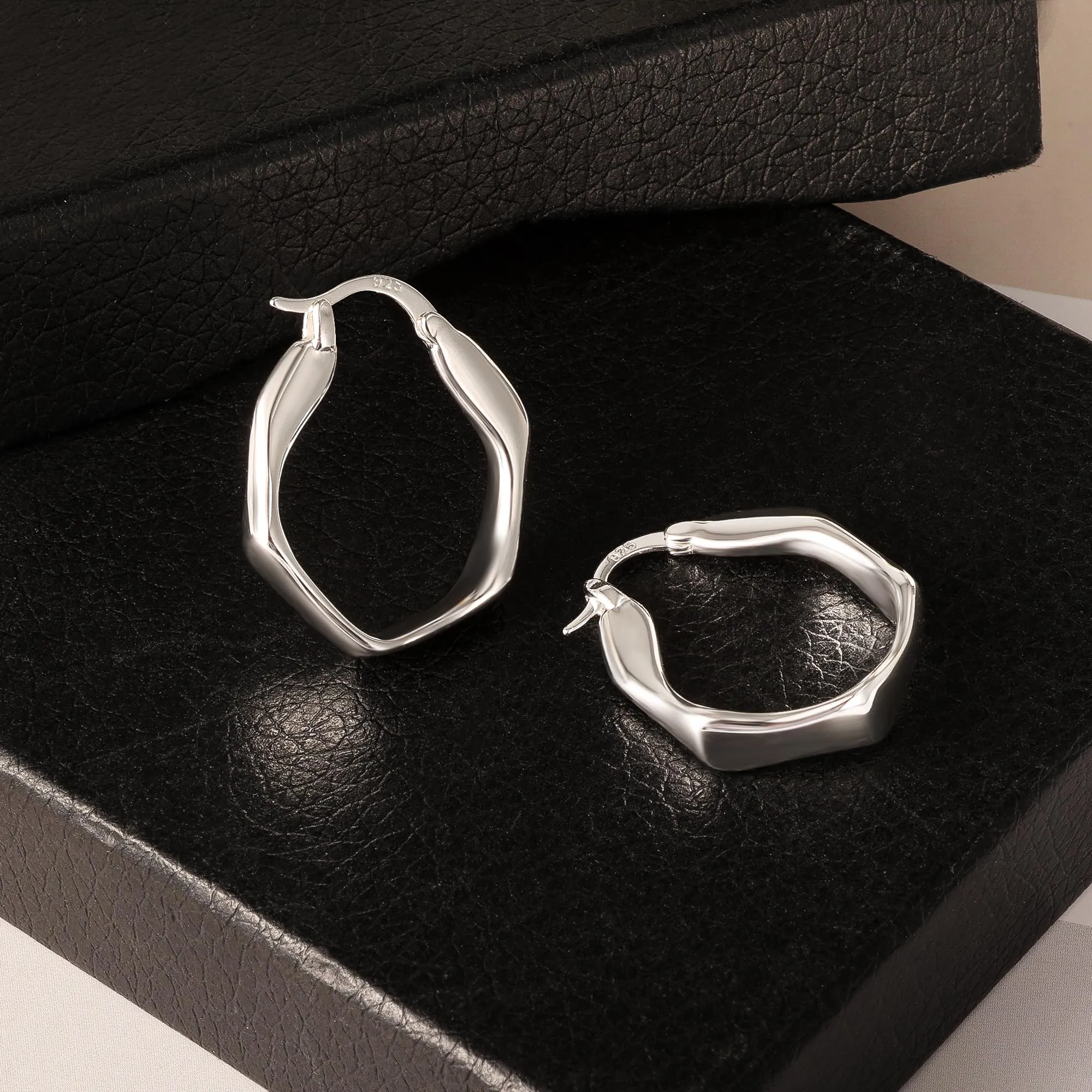 ALEXCRAFT Orecchini a Cerchio Intrecciati Geometrici in Argento per Donna, 22 mm, E3181 - immagine 5