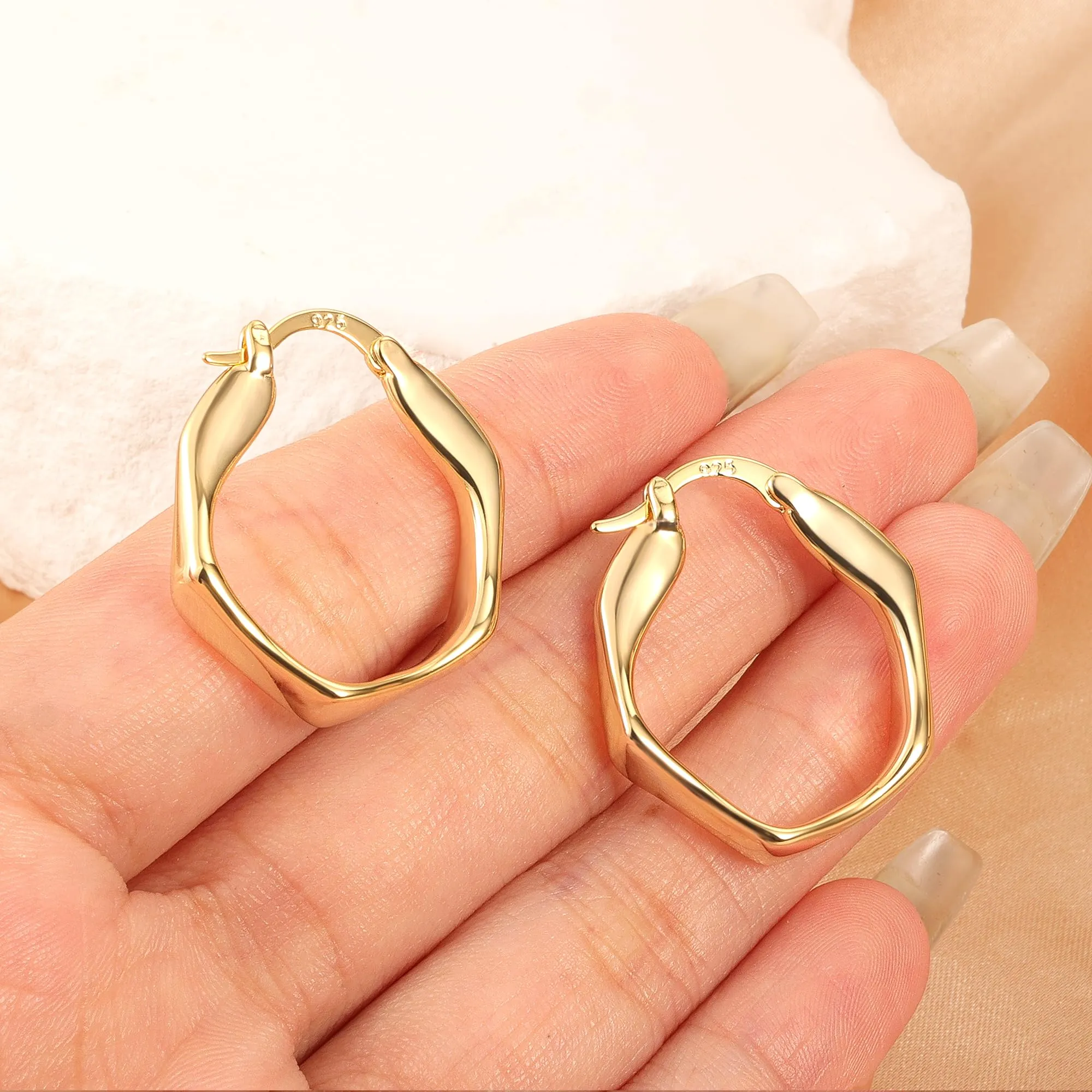 ALEXCRAFT Orecchini a Cerchio Intrecciati Geometrici in Oro 14K Placcato, 22 mm, E3180 - immagine 6