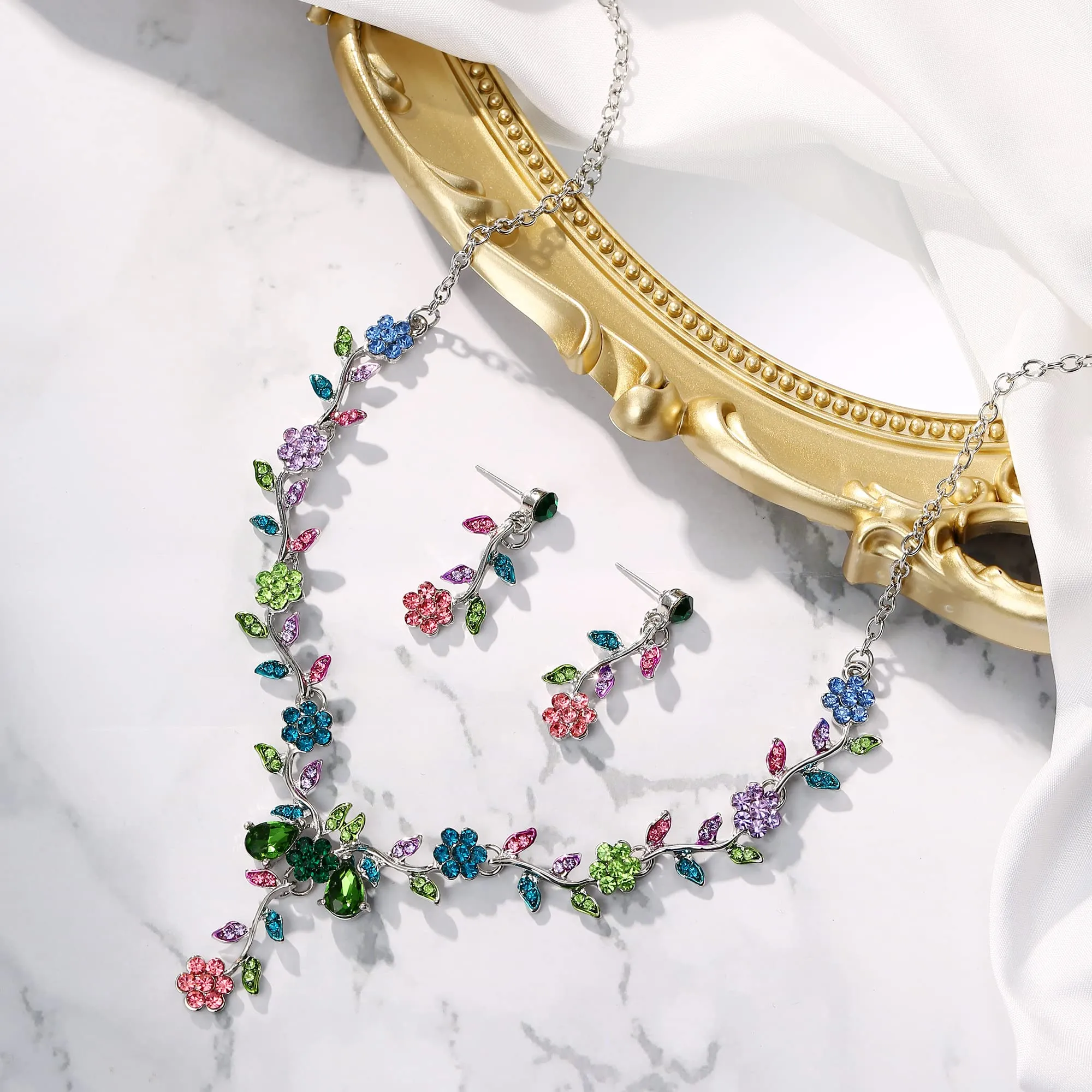 Clearine Set di Gioielli per Matrimonio da Donna con Cristalli, Collana e Orecchini a Foglia e Fiore, Multi Colore Argento-Fondo - immagine 3