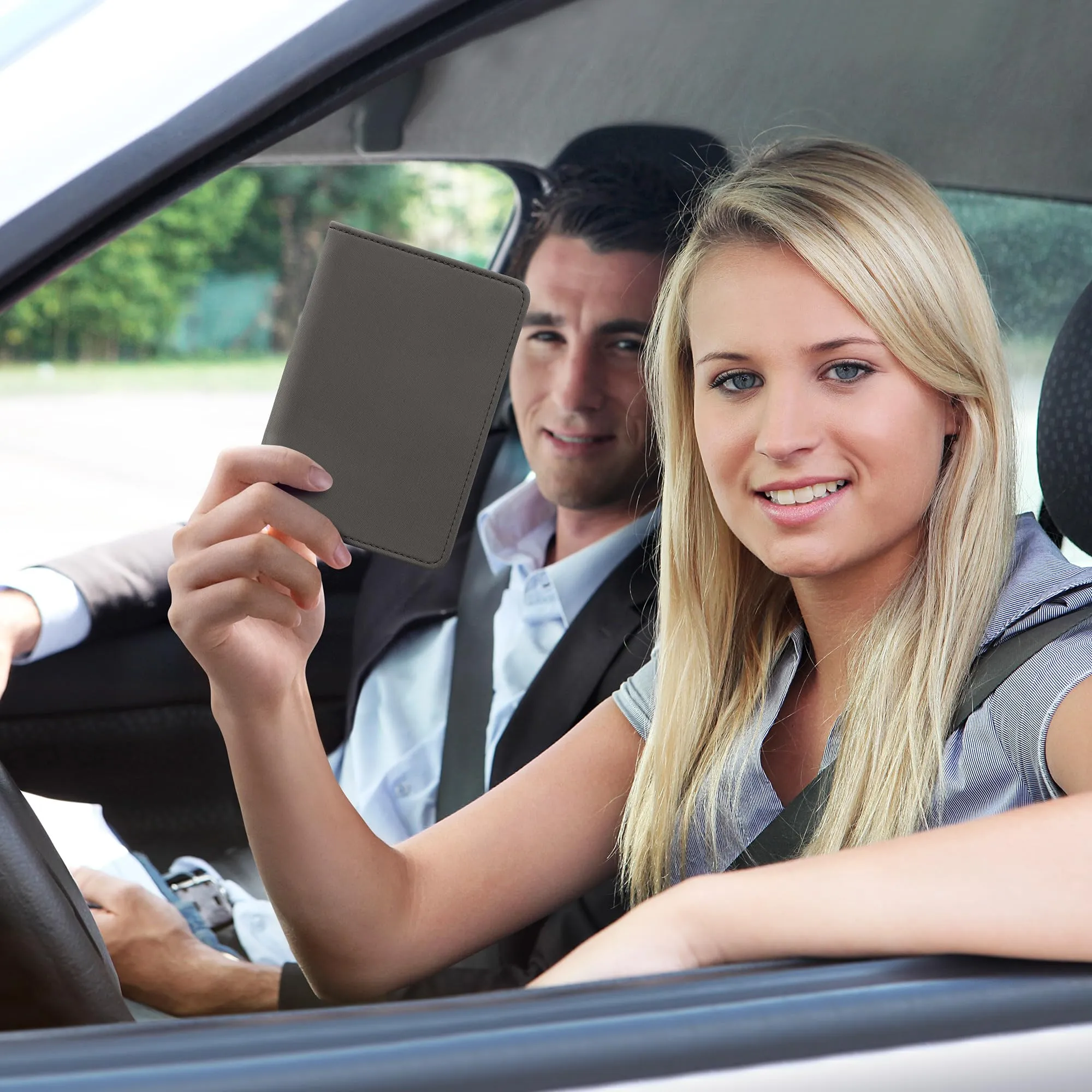 kwmobile Custodia in Neoprene per Libretto di Circolazione e Patente, Stone Dust - immagine 2