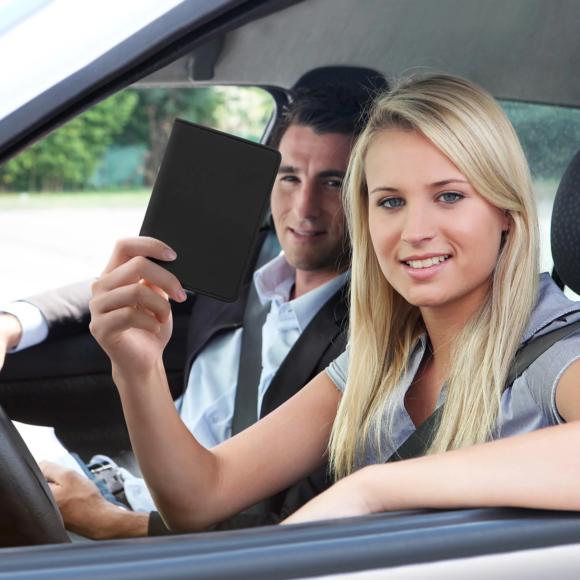 kwmobile Custodia in Neoprene per Libretto di Circolazione e Patente, Nero - immagine 2
