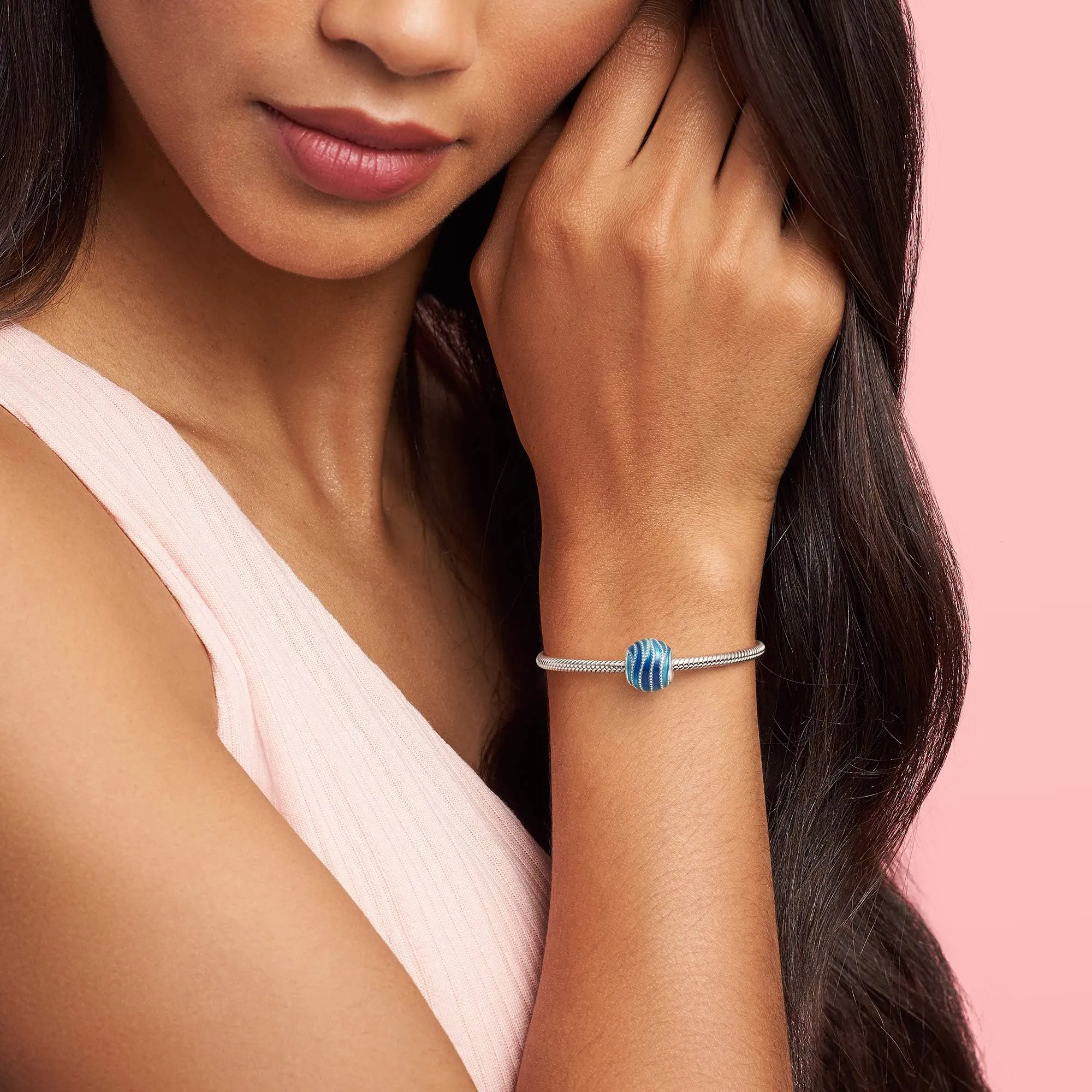 Pandora Colours Ciondolo in Argento Ondulato con Smalto Blu Misto - immagine 3