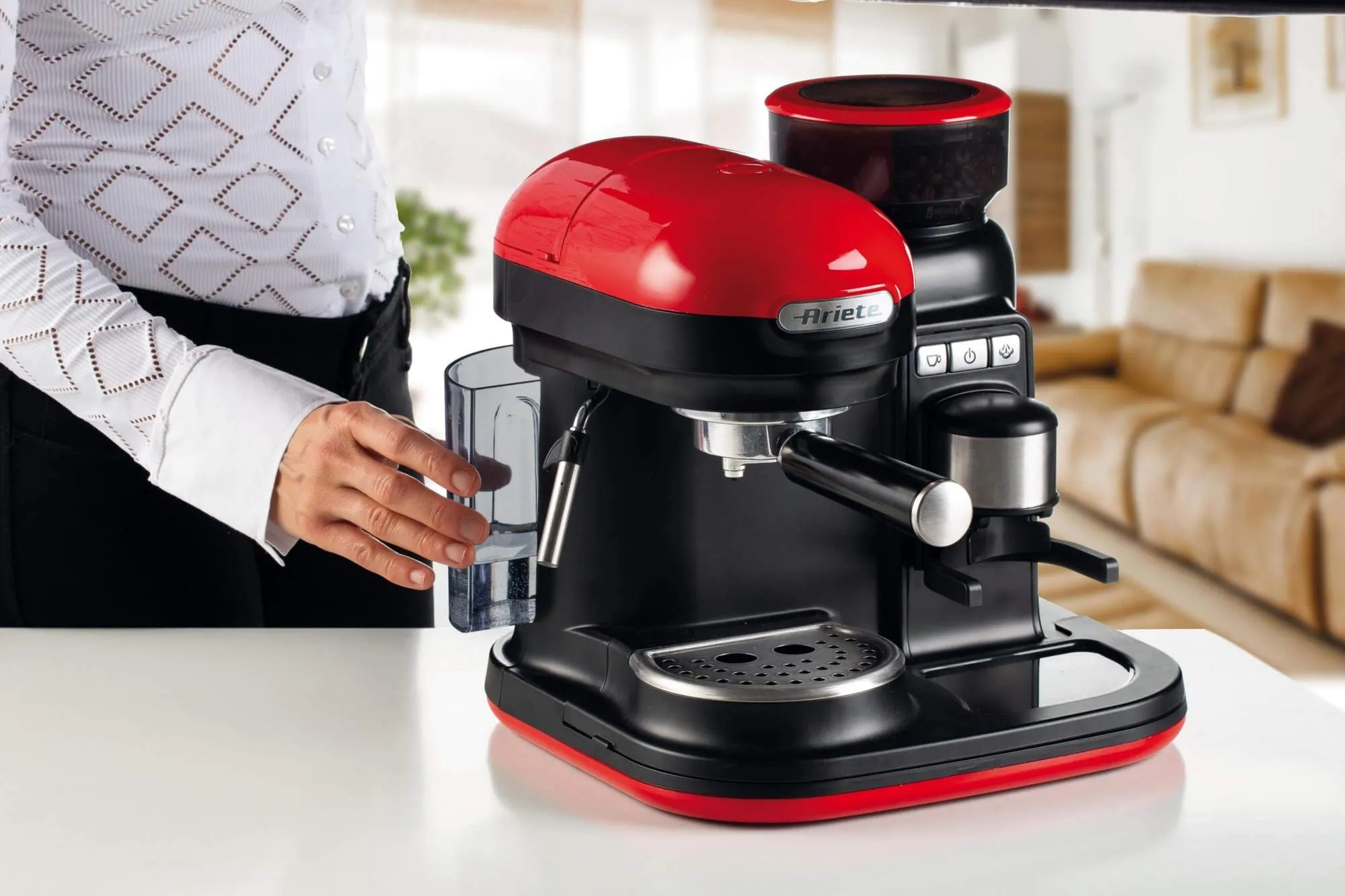 Ariete 1318 Macchina da Caffè con Macinacaffè, Montalatte, 15 bar, 1080 Watt, 0,8 Litri, Rosso - immagine 4
