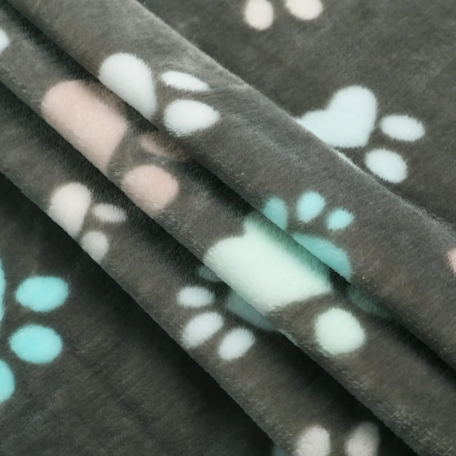 luciphia Coperta per Cane e Gatto in Flanella, Grigio Zampe di Cuore, Large (104 x 76cm), 3 Pezzi - immagine 5