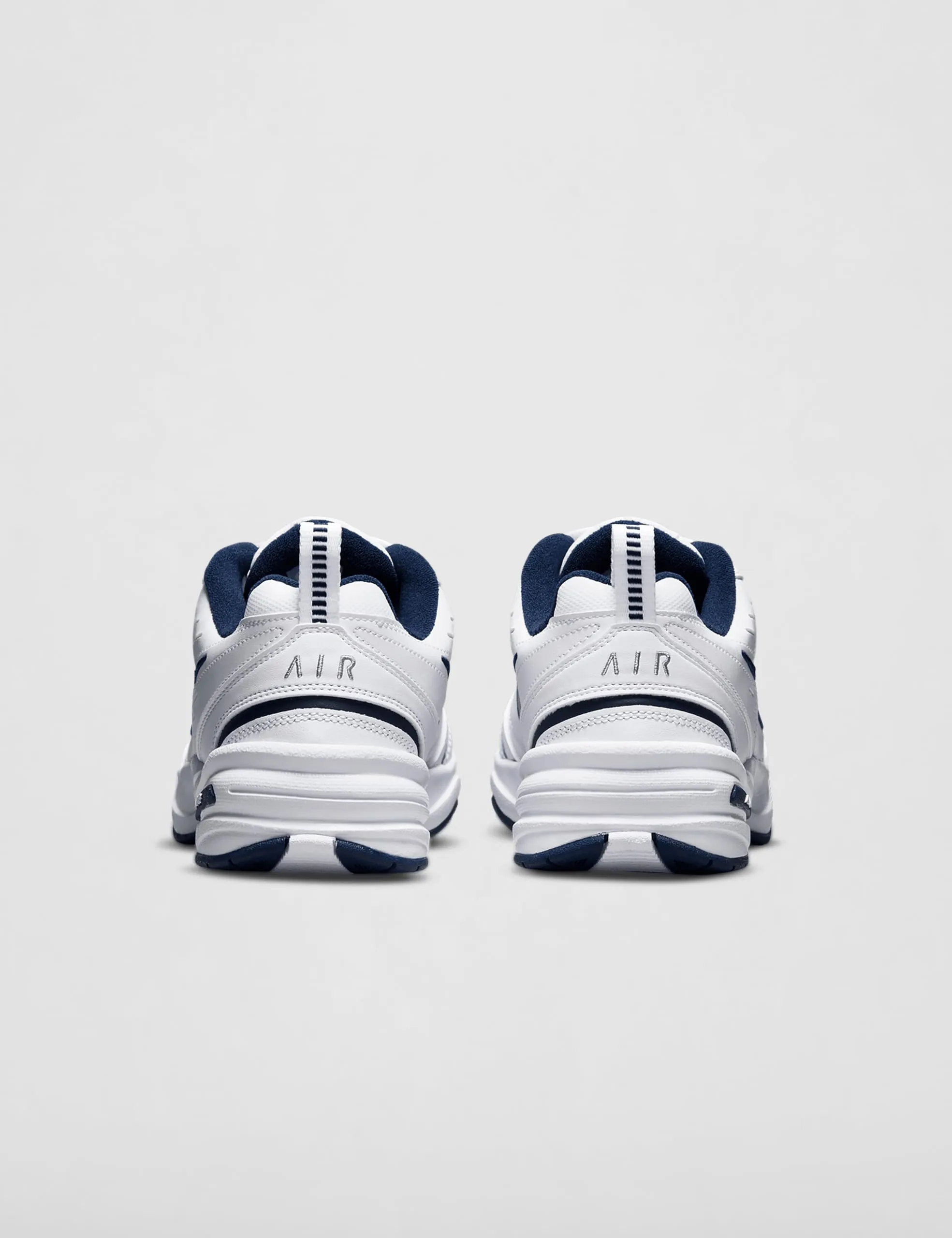 Nike Air Monarch IV Scarpe da Ginnastica Uomo Bianco White Black Varsity Red 101, 41 EU - immagine 7