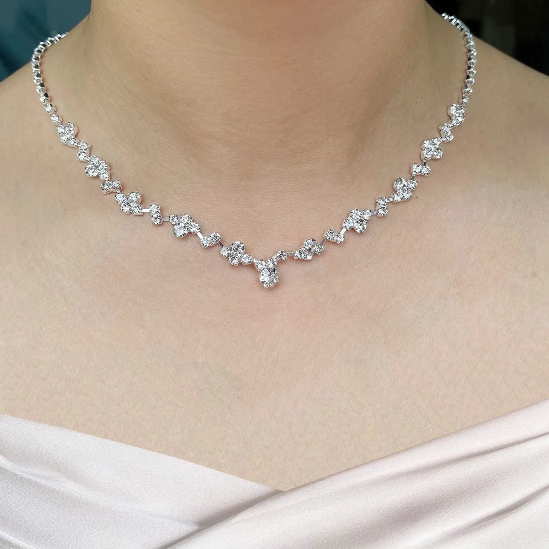 Wedity Set Collana e Orecchini in Cristallo Argento per Sposa - immagine 2