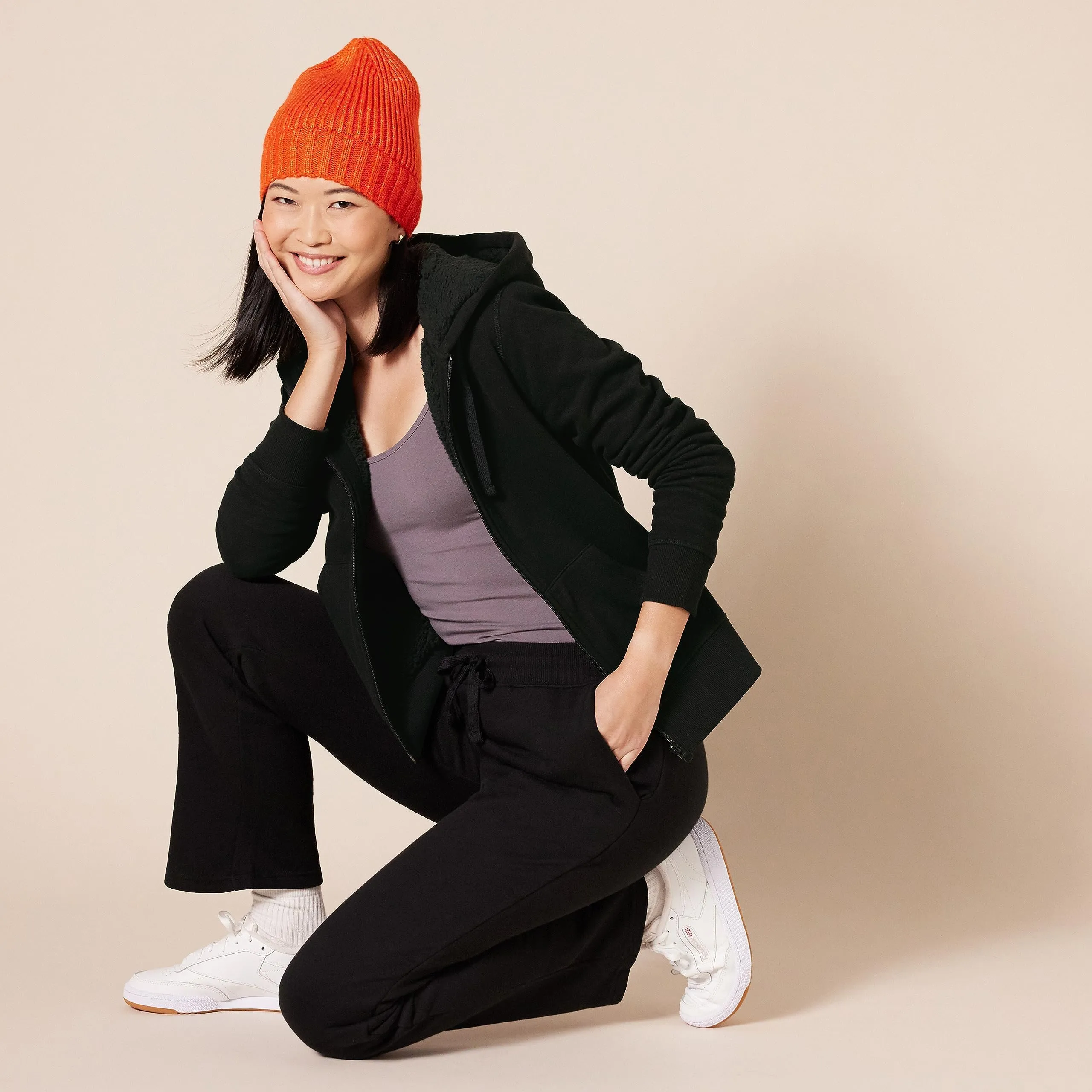 Amazon Essentials Giacca con cappuccio in pile foderata in sherpa Donna, Nero, M - immagine 5