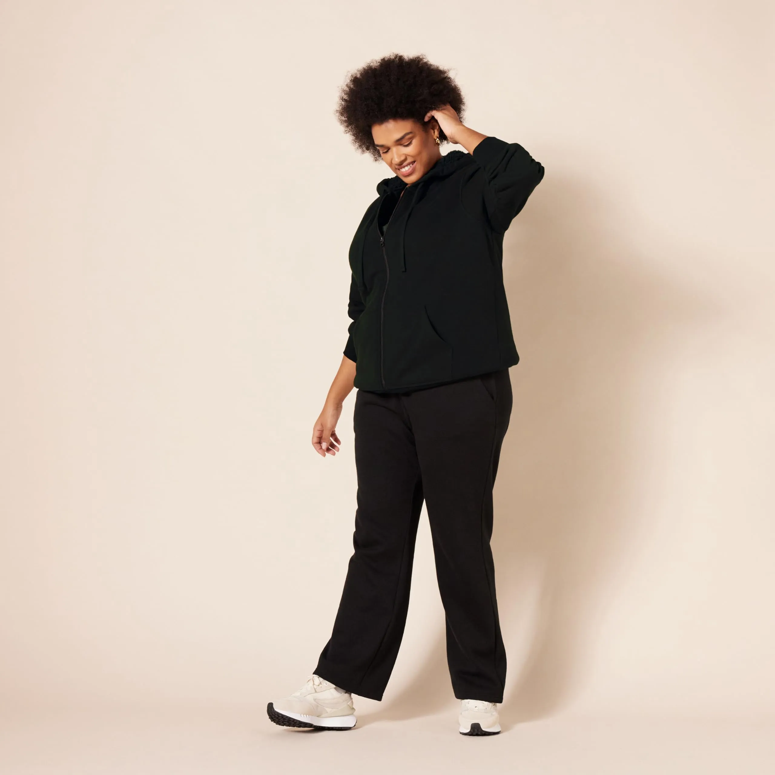 Amazon Essentials Giacca con cappuccio in pile foderata in sherpa Donna, Nero, M - immagine 8
