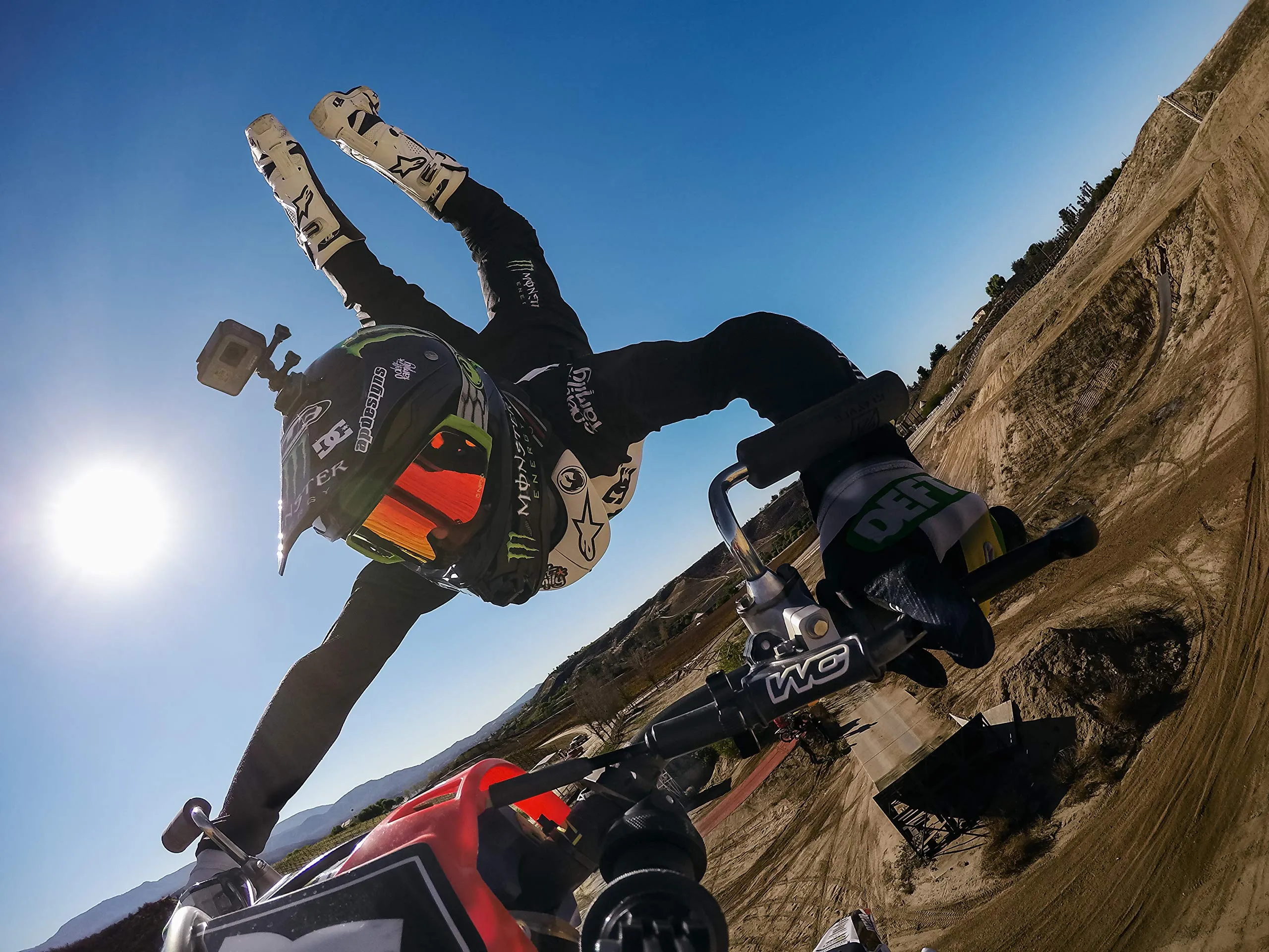 GoPro AGBAG-002 Kit Supporti Assortiti, Nero - immagine 2