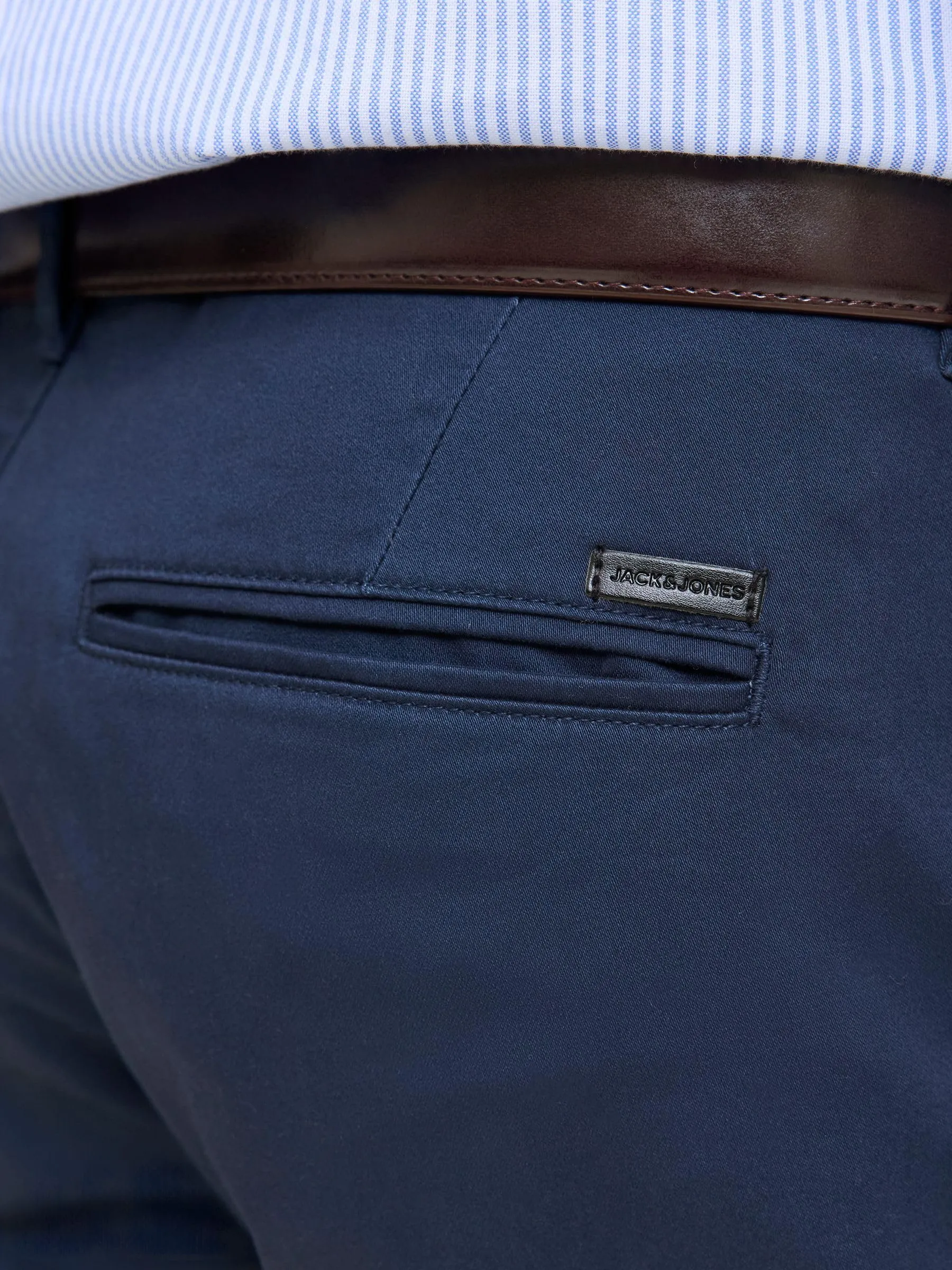 Jack & Jones Jjibowie Jjshorts Solid Sa SN Pantaloni Corti Uomo - Navy Blazer, M - immagine 6