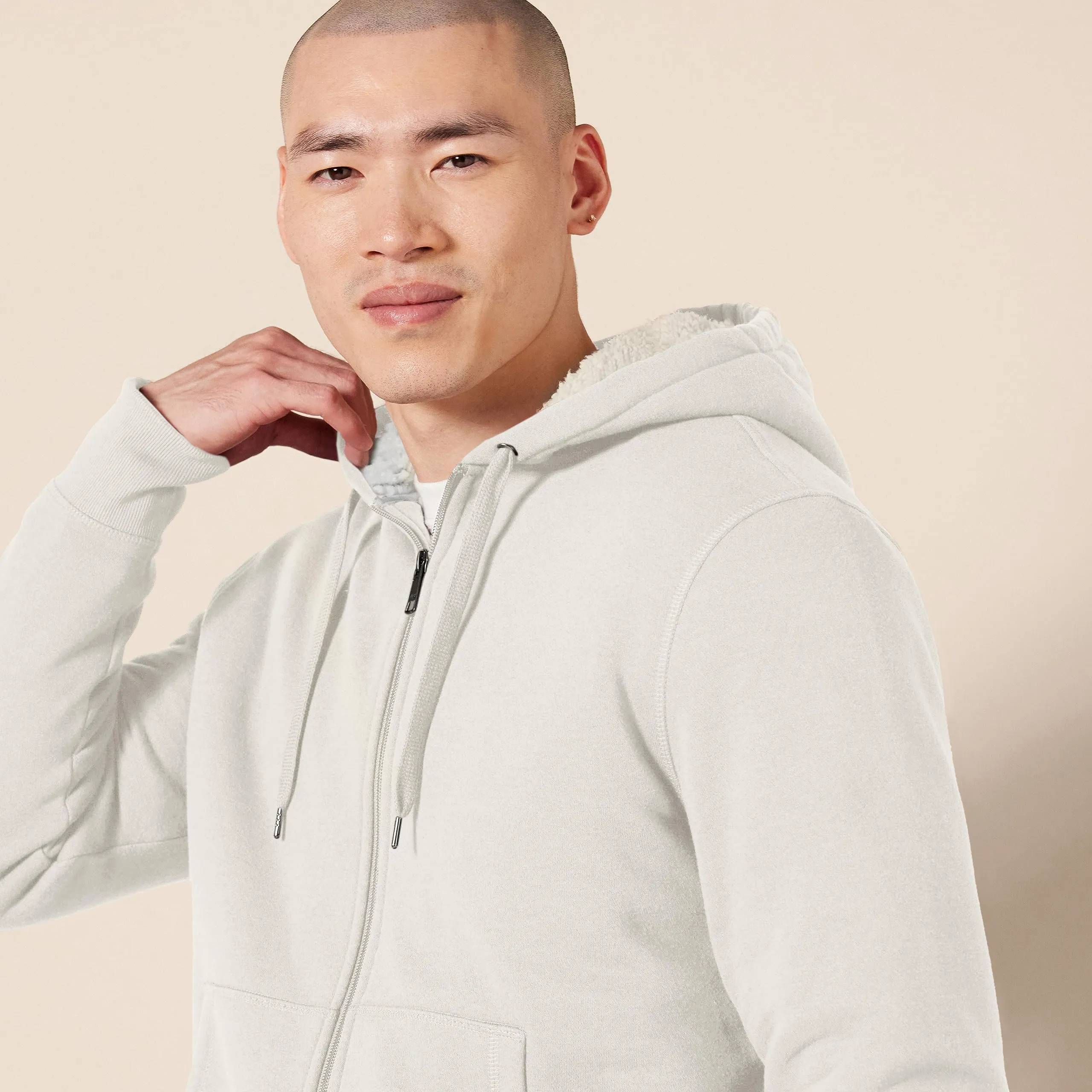 Amazon Essentials Felpa con Cappuccio e Cerniera Integrale in Pile Foderata in Sherpa Uomo, Bianco Sporco, XL - immagine 3