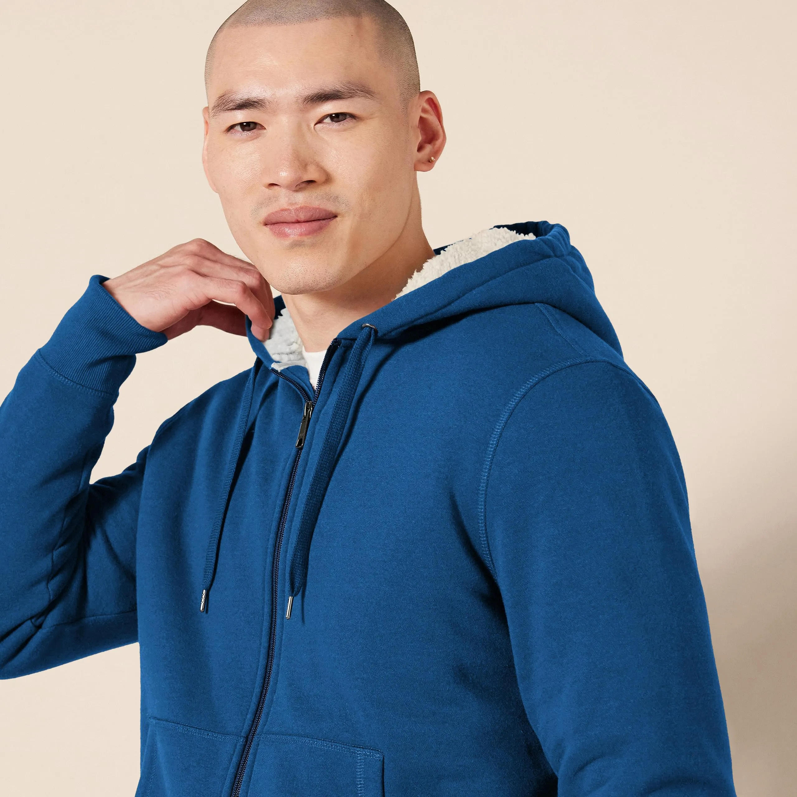 Amazon Essentials Felpa con Cappuccio e Cerniera Integrale in Pile Foderata in Sherpa Uomo, Blu Scuro, S - immagine 3