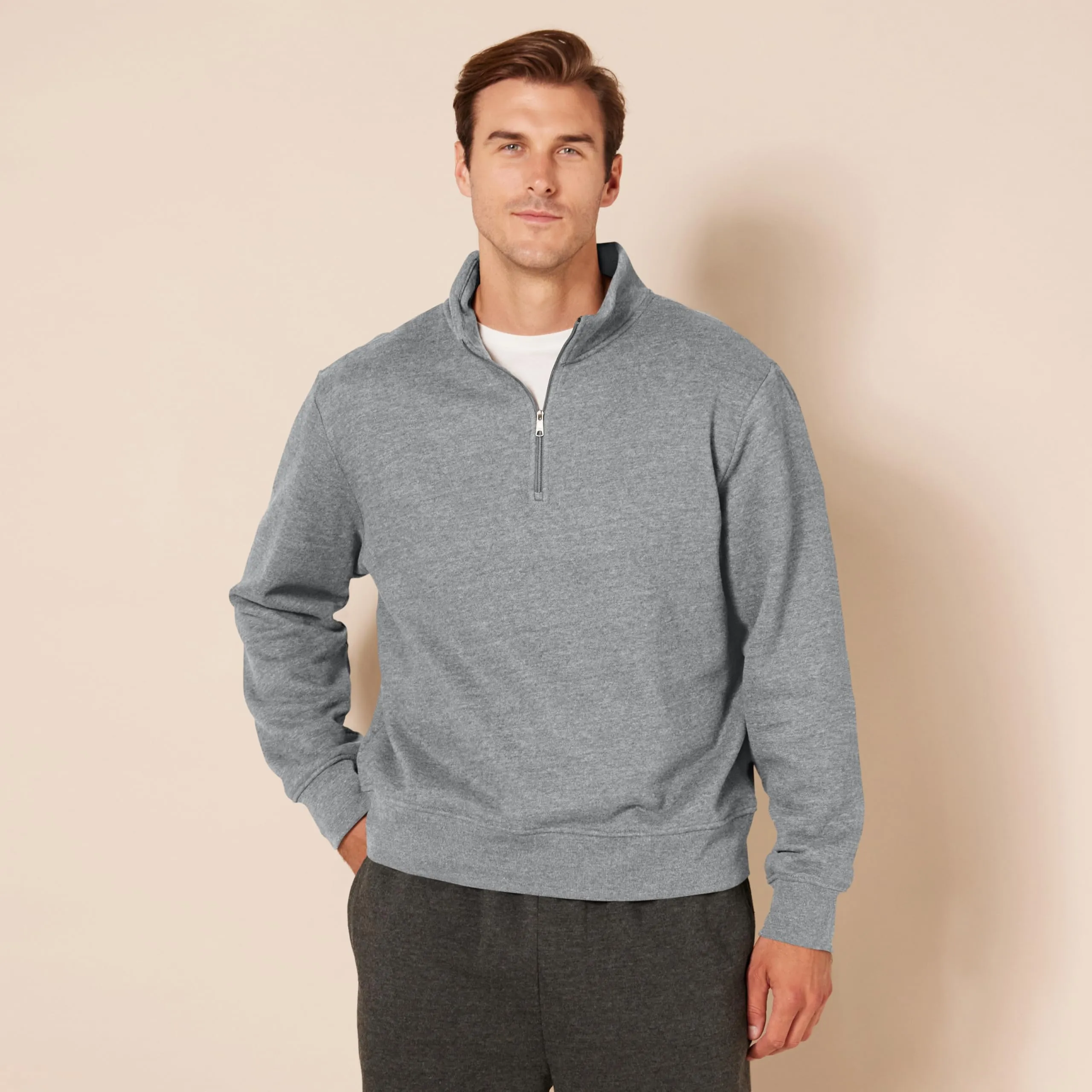 Amazon Essentials Felpa in Pile a Maniche Lunghe con Zip Corta Uomo, Grigio Medio Puntinato, M - immagine 6