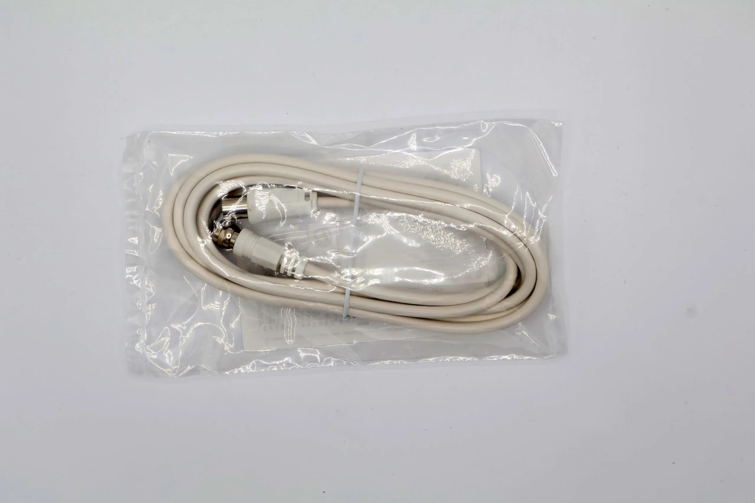 1aTTack.de Cavo adattatore antenna satellitare, 2,5 metri, connettori F schermati, bianco - immagine 3