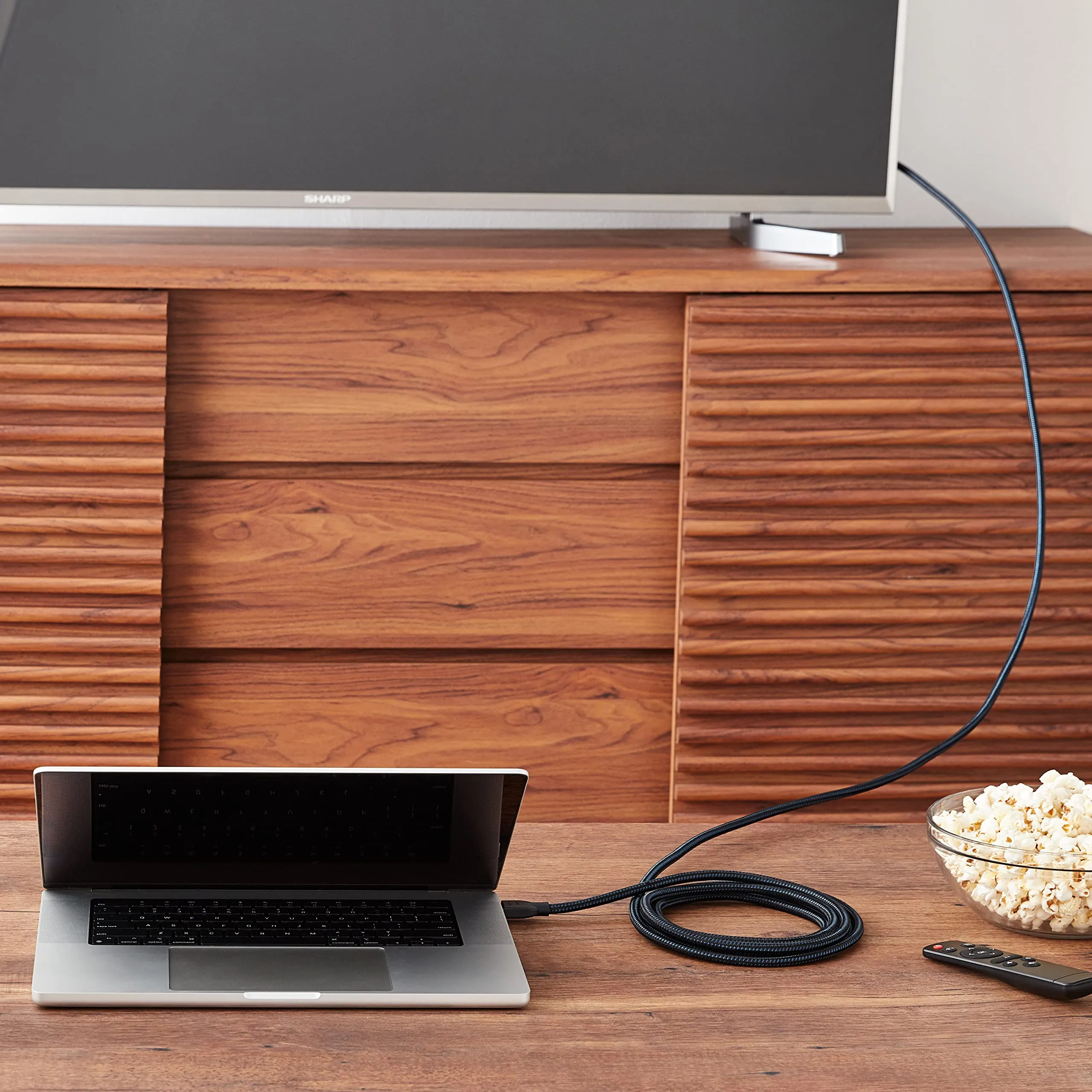 Amazon Basics Cavo HDMI intrecciato, 4,6 m, Nero e Blu - immagine 7