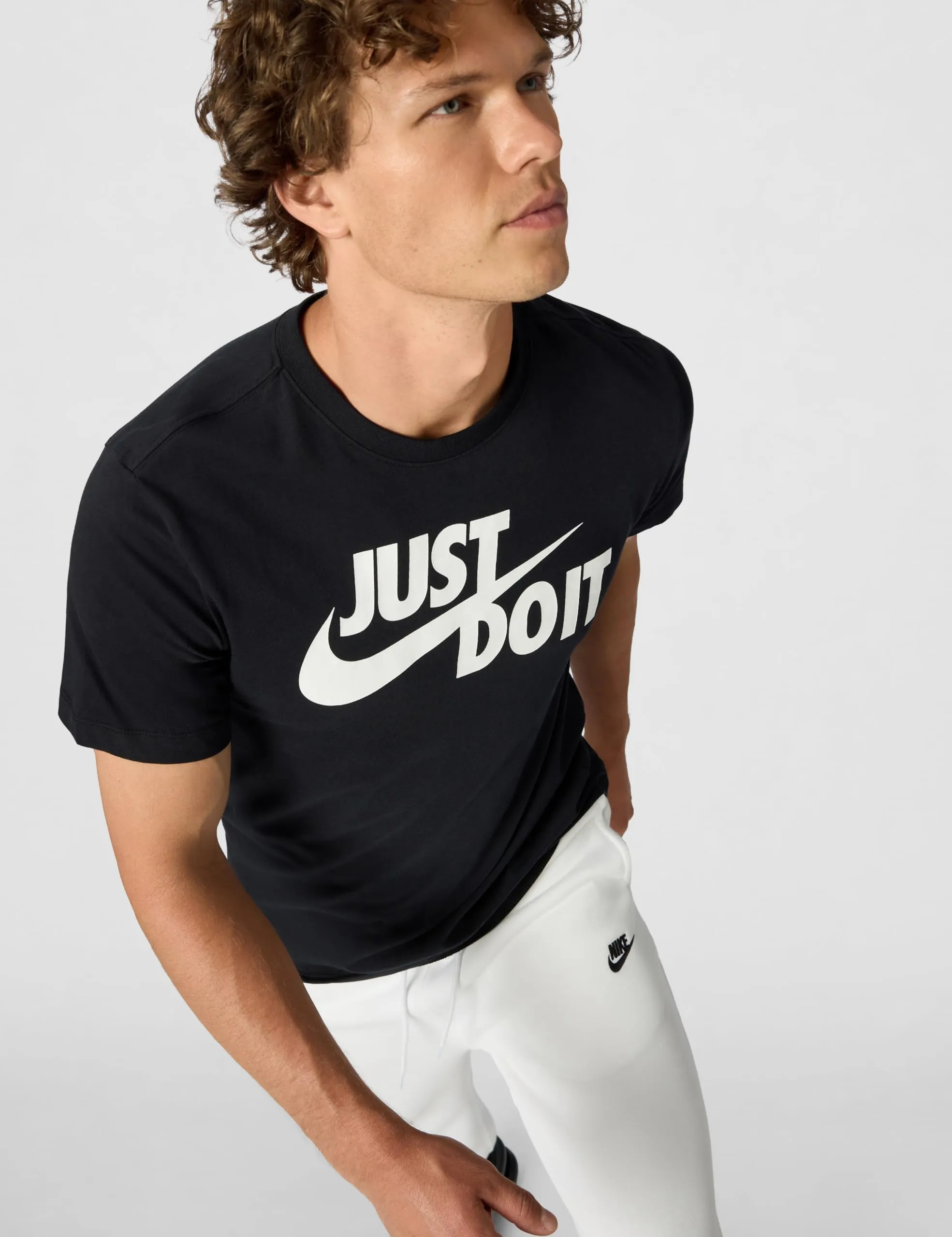 Nike NSW Just Do It Swoosh T-Shirt, Black/White, XL-T - immagine 4