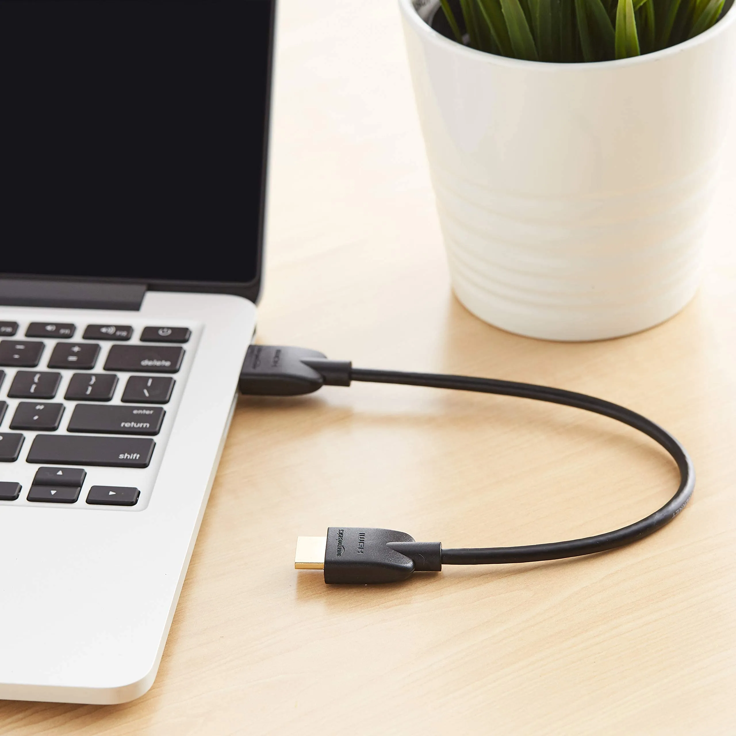Amazon Basics Cavo HDMI Flessibile, 0.3 m, Nero - immagine 9