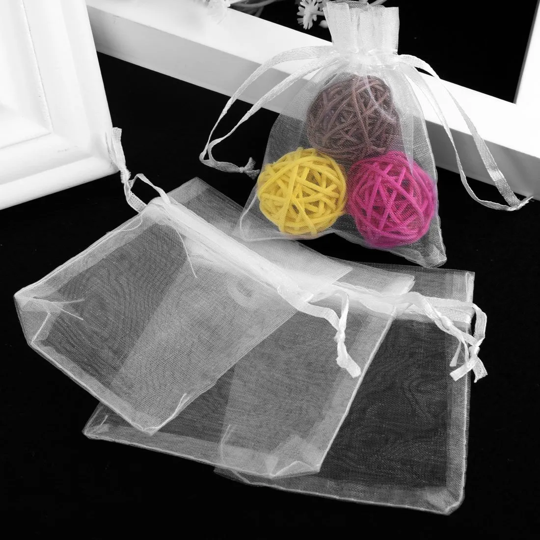 Gudotra Sacchetti Confetti in Organza Bianco, 50 Pezzi (7cm x 9cm) - immagine 3