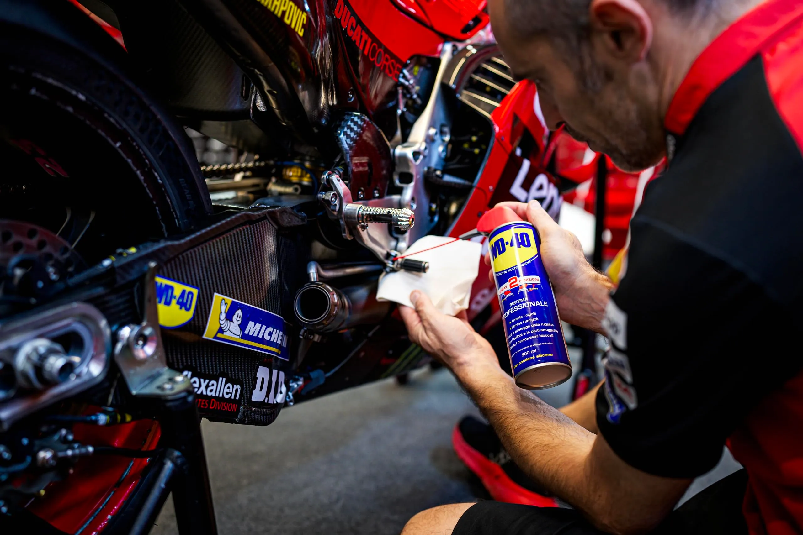 WD-40 Prodotto Multiuso Spray 400 ml - immagine 4
