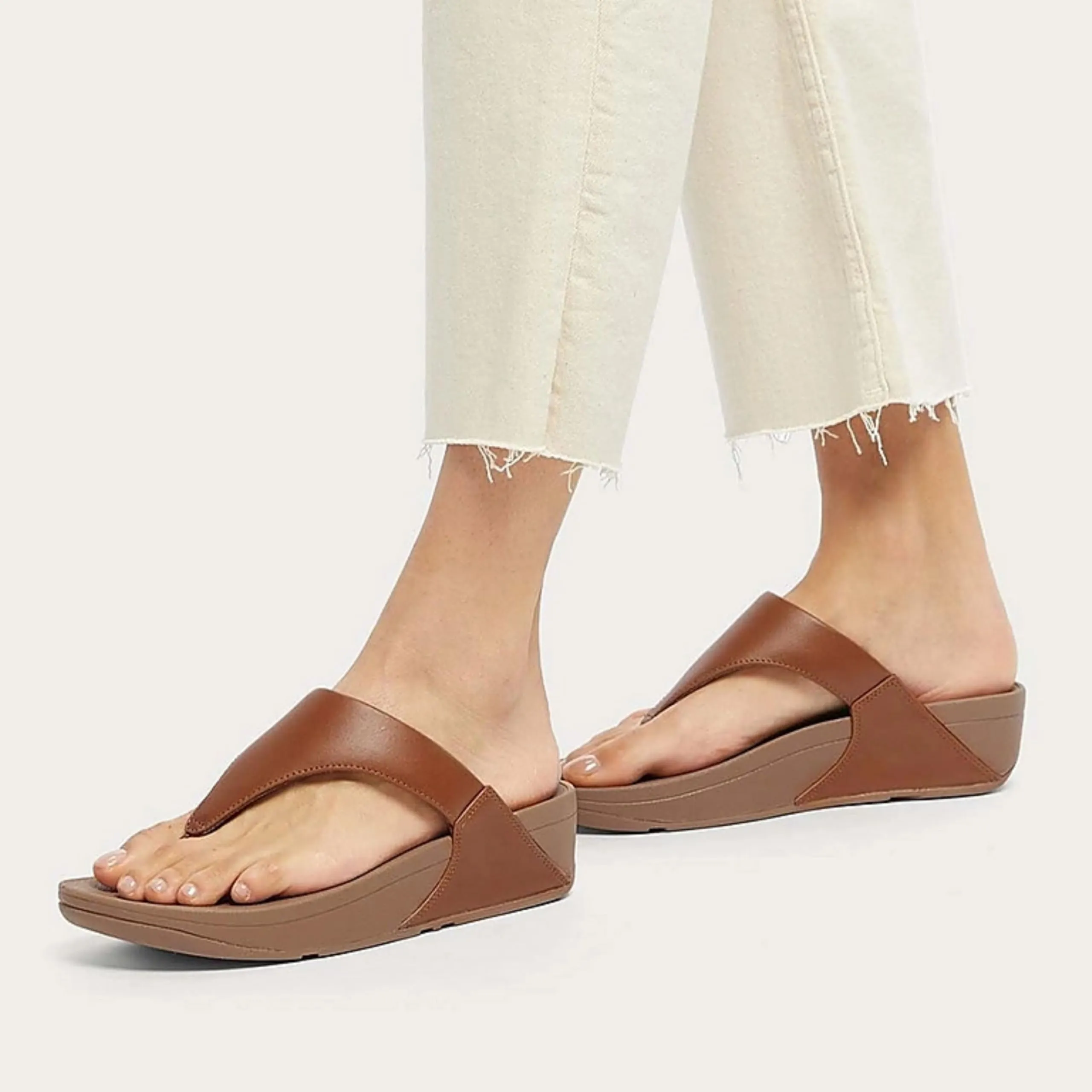 Fitflop Lulu Leather Toe Post Sandals, Light Tan, 37.5 EU - immagine 2
