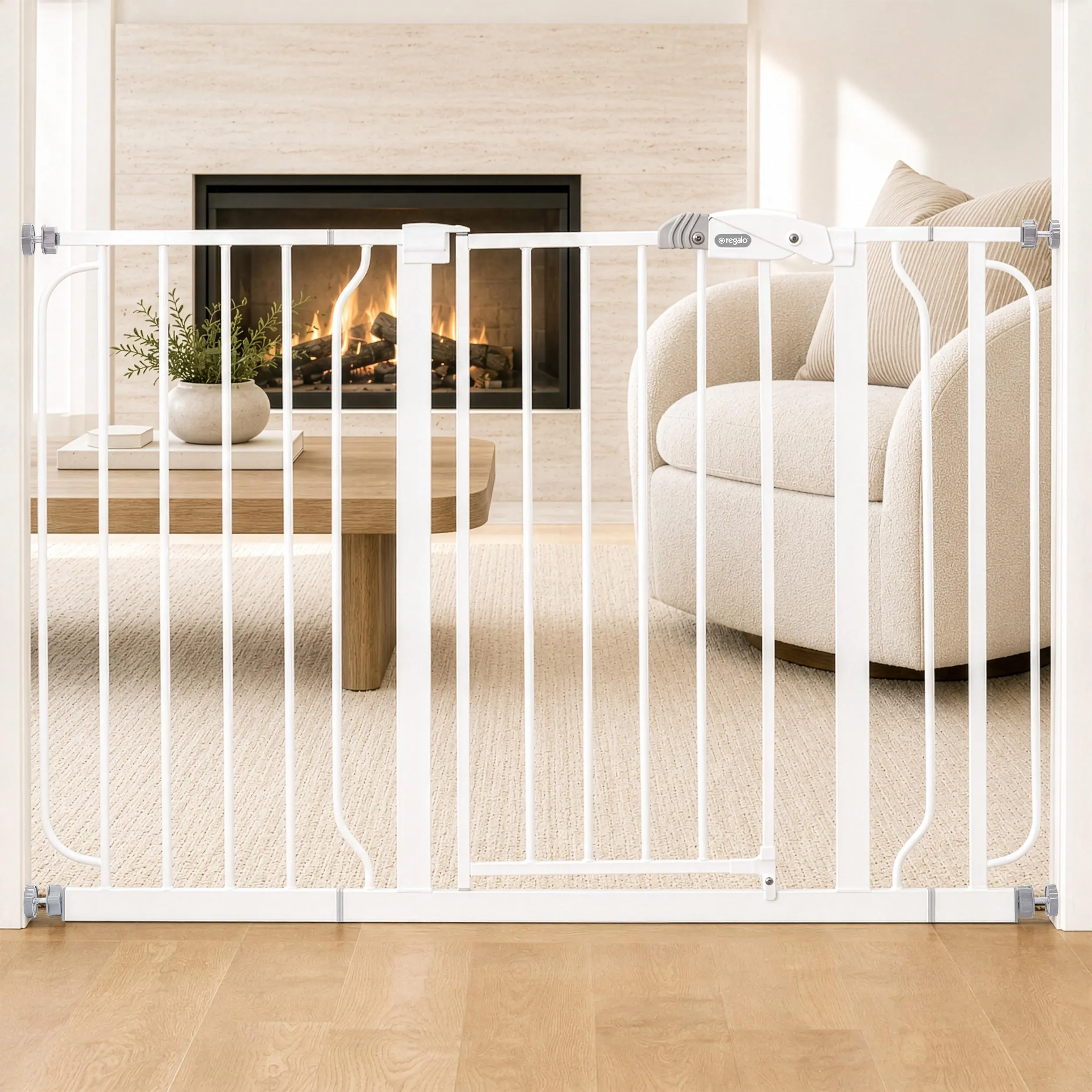 Regalo Extra Wide Baby Gate for Doorways and Bottom of Stairs, 73.6-122cm, Pressure Mounted, White - immagine 1