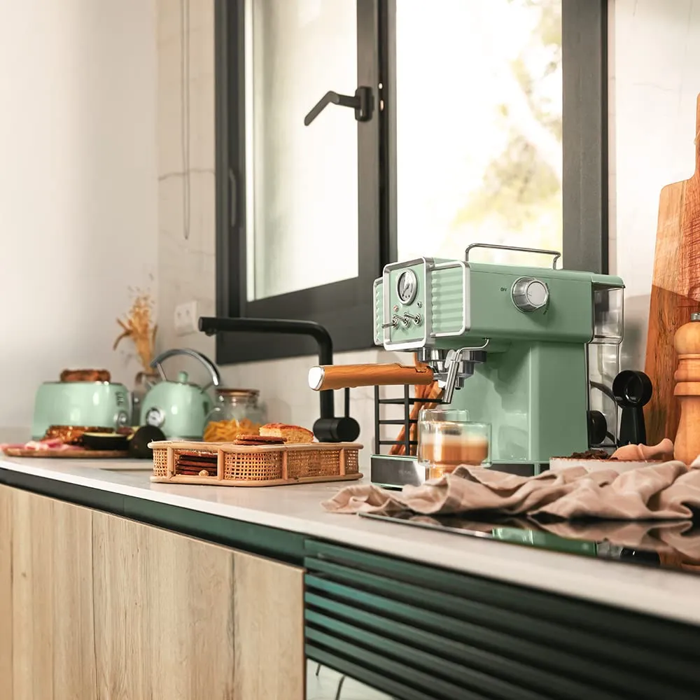 Cecotec Power Espresso 20 Tradizionale Macchina da Caffè Espresso, Light Green, 1350 W, 1.5 L, 20 Bar, Thermoblock - immagine 4