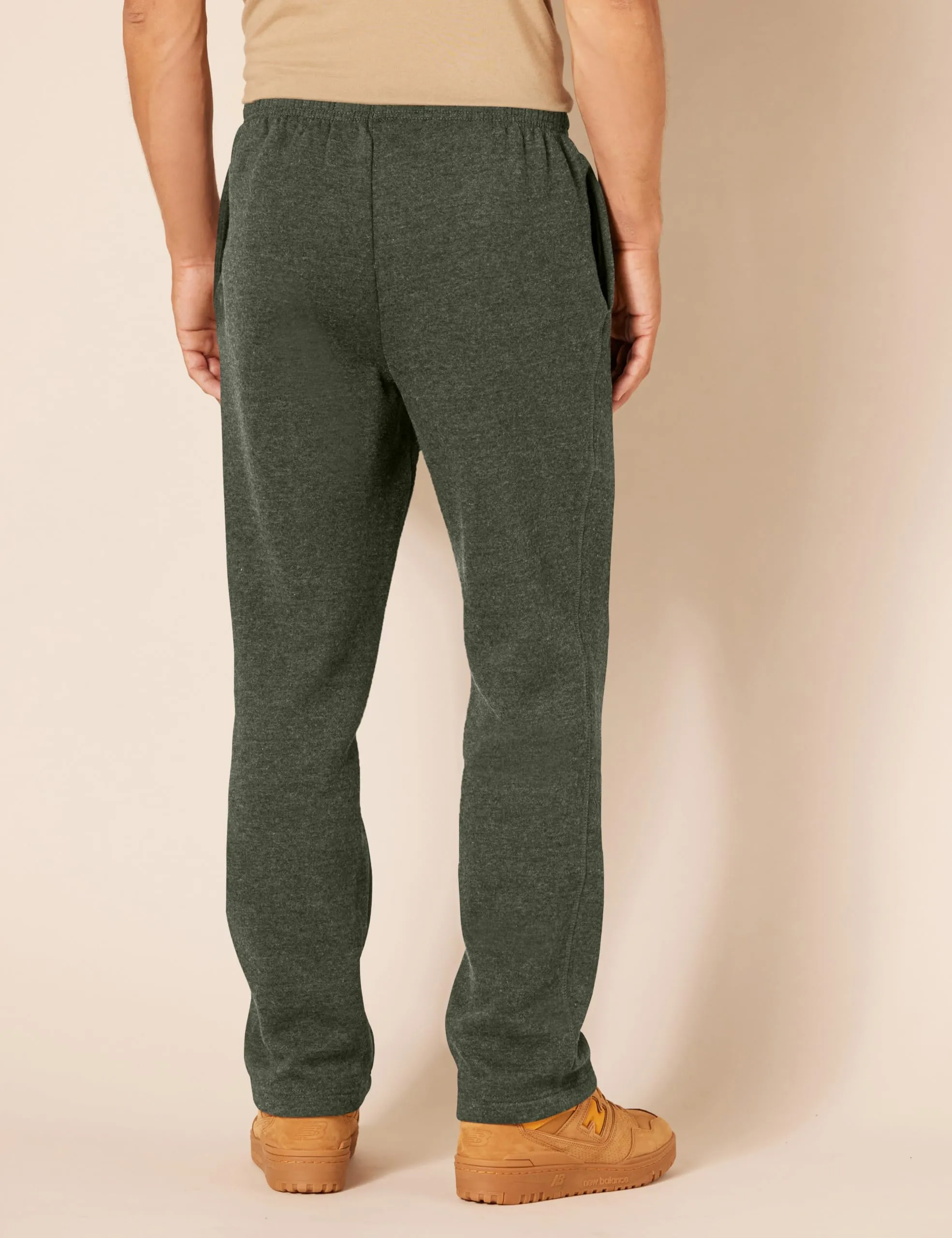Amazon Essentials Pantaloni Sportivi in Pile con Fondo Aperto Uomo, Verde Oliva Puntinato, XL - immagine 3