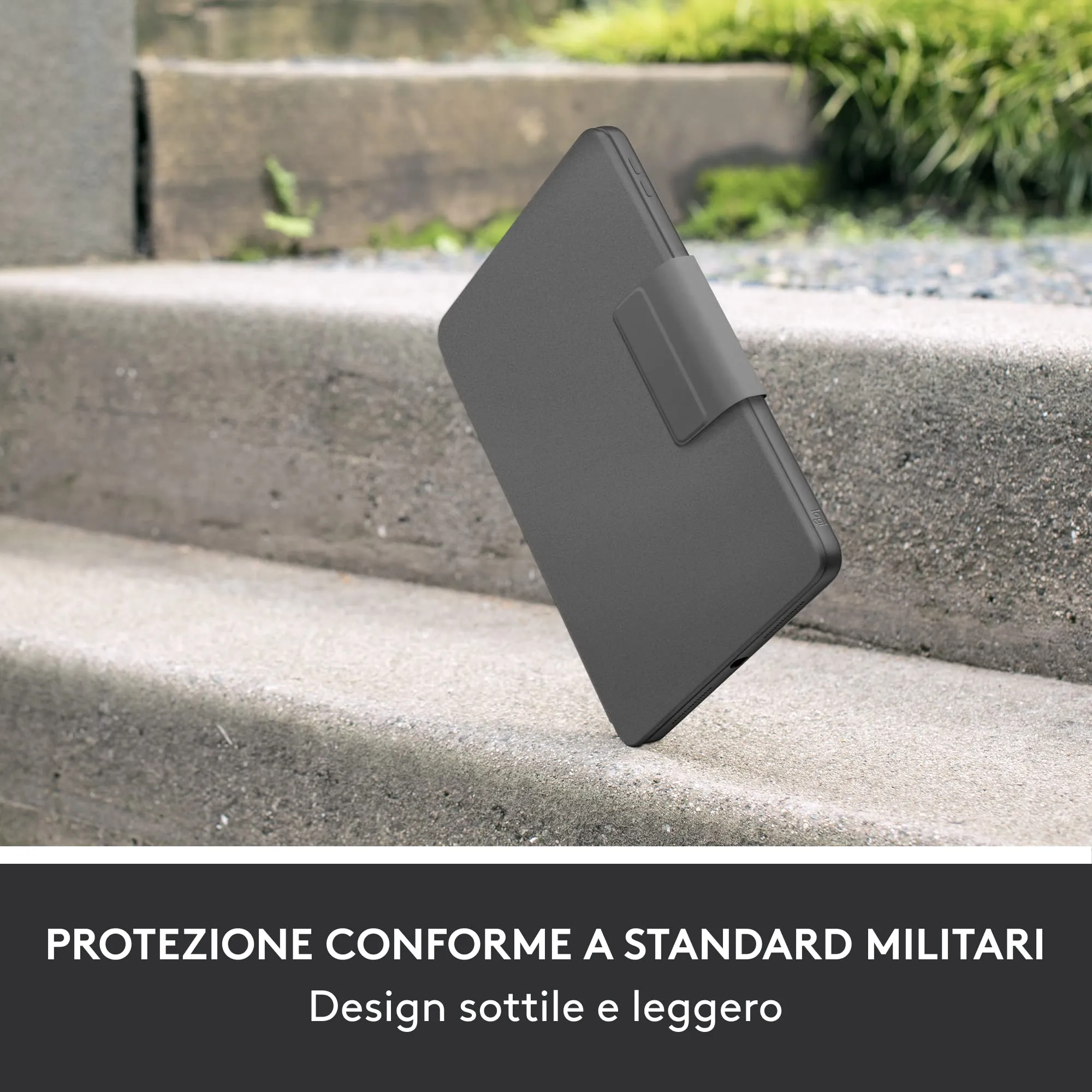 Logitech Rugged Folio Custodia con Tastiera per iPad - ITA QWERTY - immagine 2